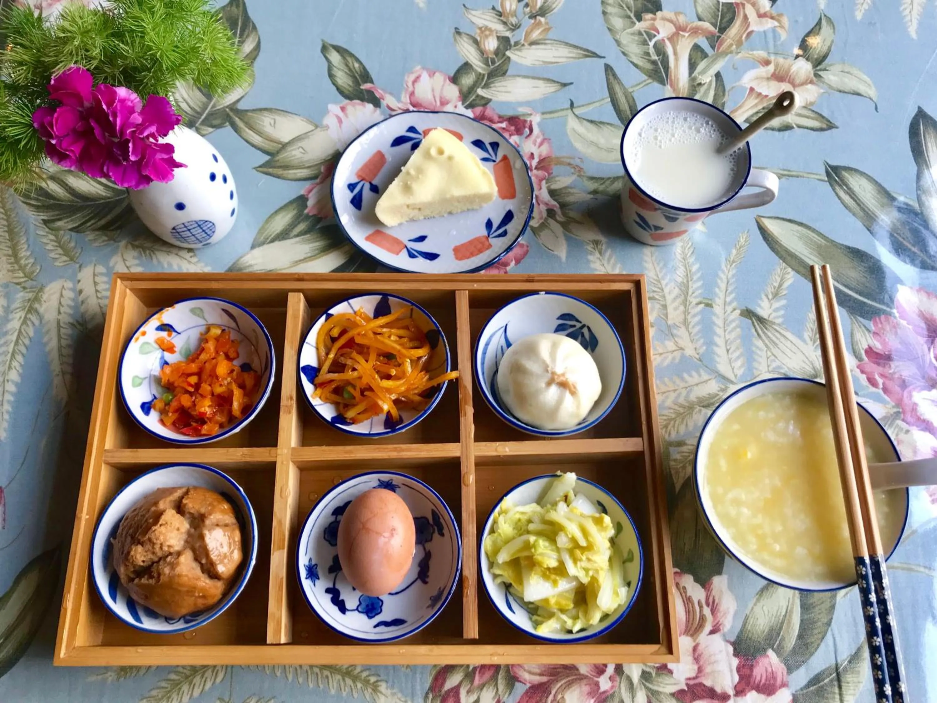 Breakfast in Youxiake Canal Hotel Hangzhou
