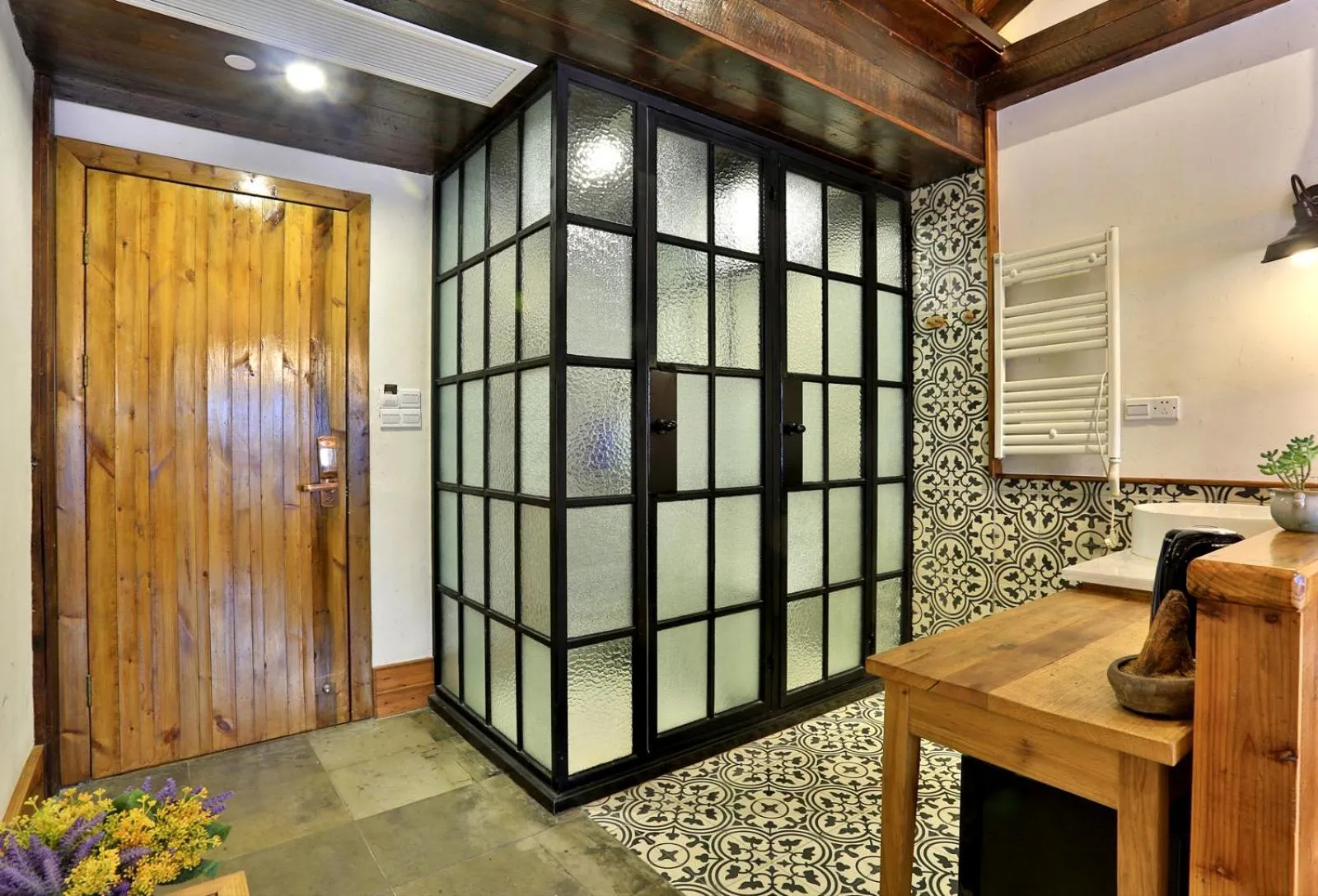 Shower in Youxiake Canal Hotel Hangzhou