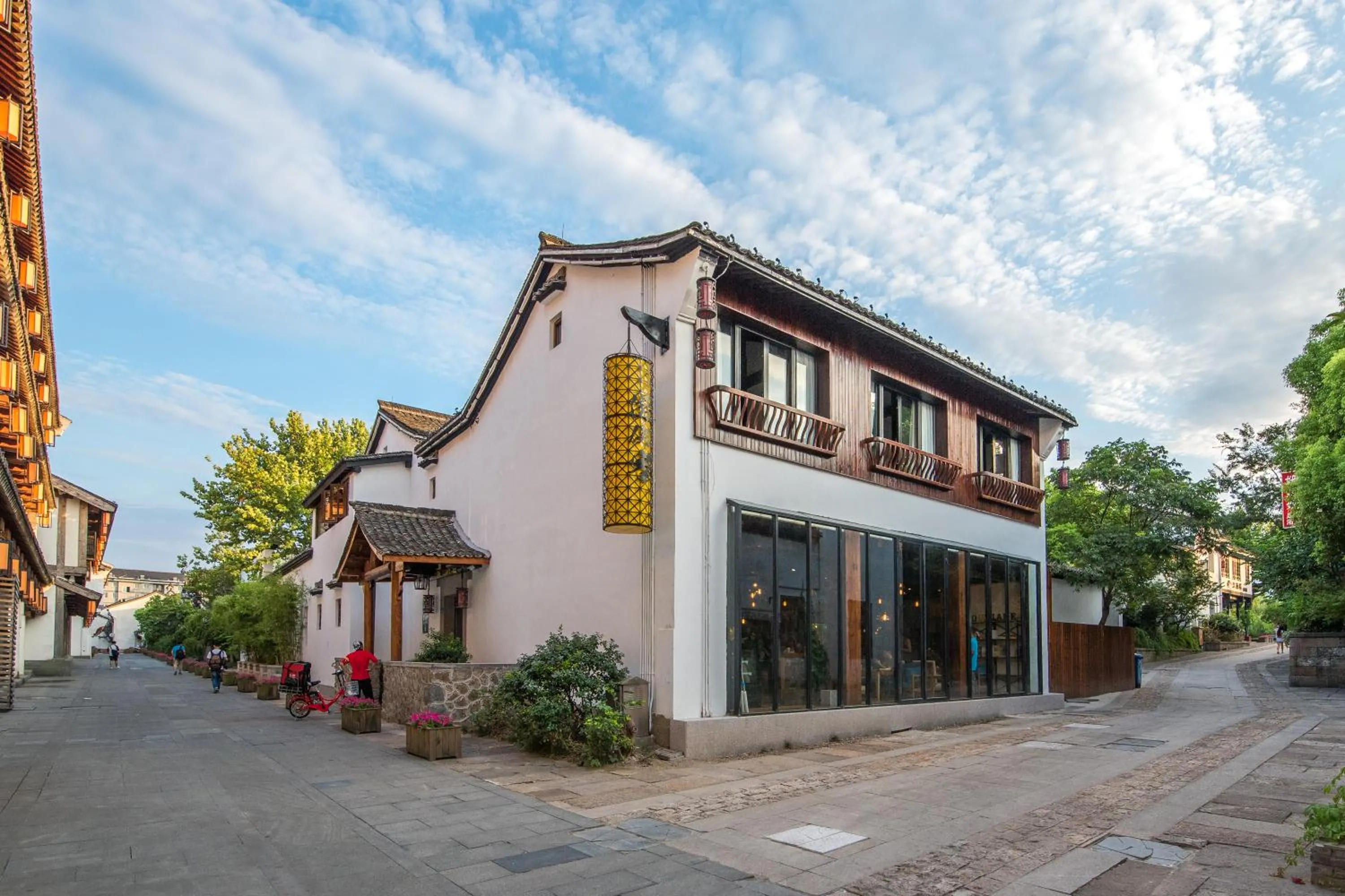 Property building in Youxiake Canal Hotel Hangzhou