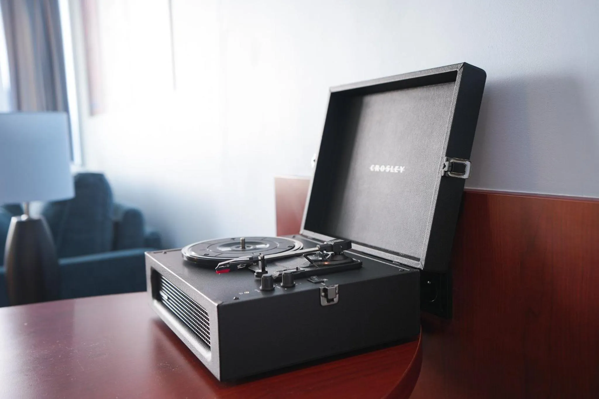 Bedroom in Crowne Plaza Antwerpen by IHG