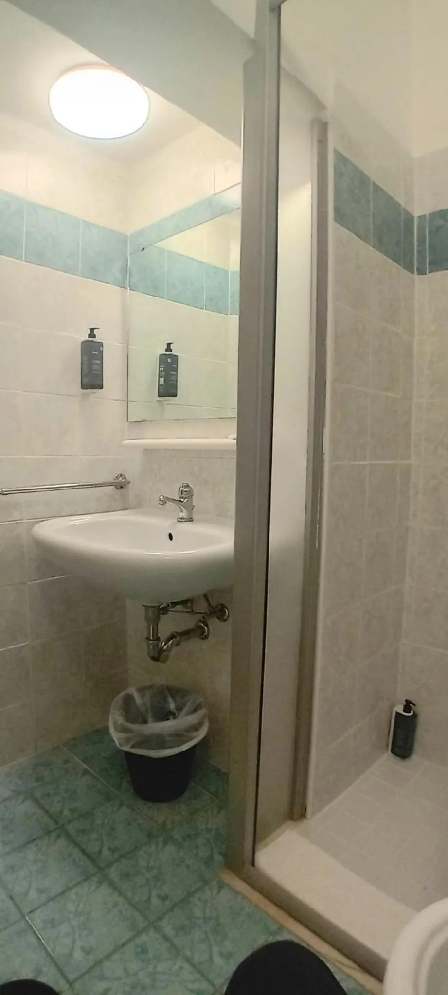 Shower in Hotel Cimarosa