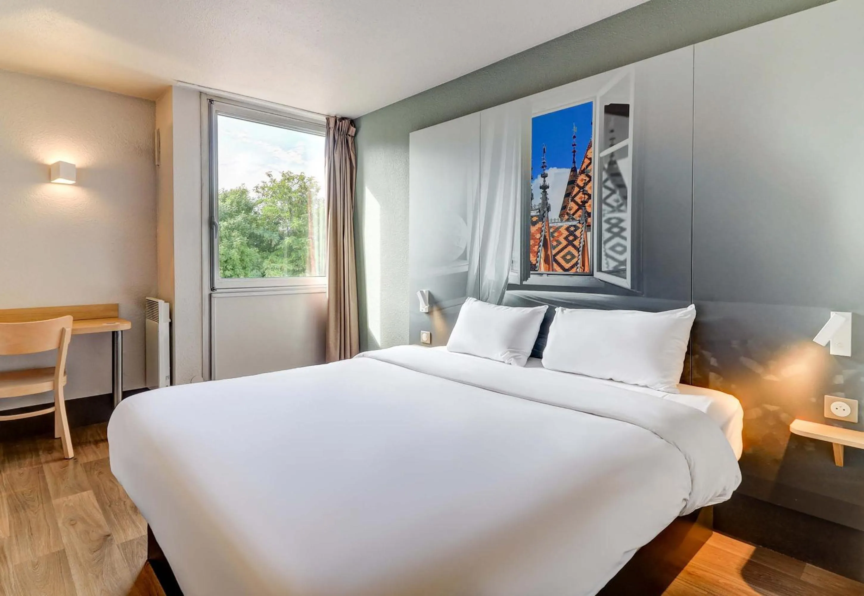 Bedroom, Bed in B&B HOTEL Beaune Sud 1 Palais des Congrès