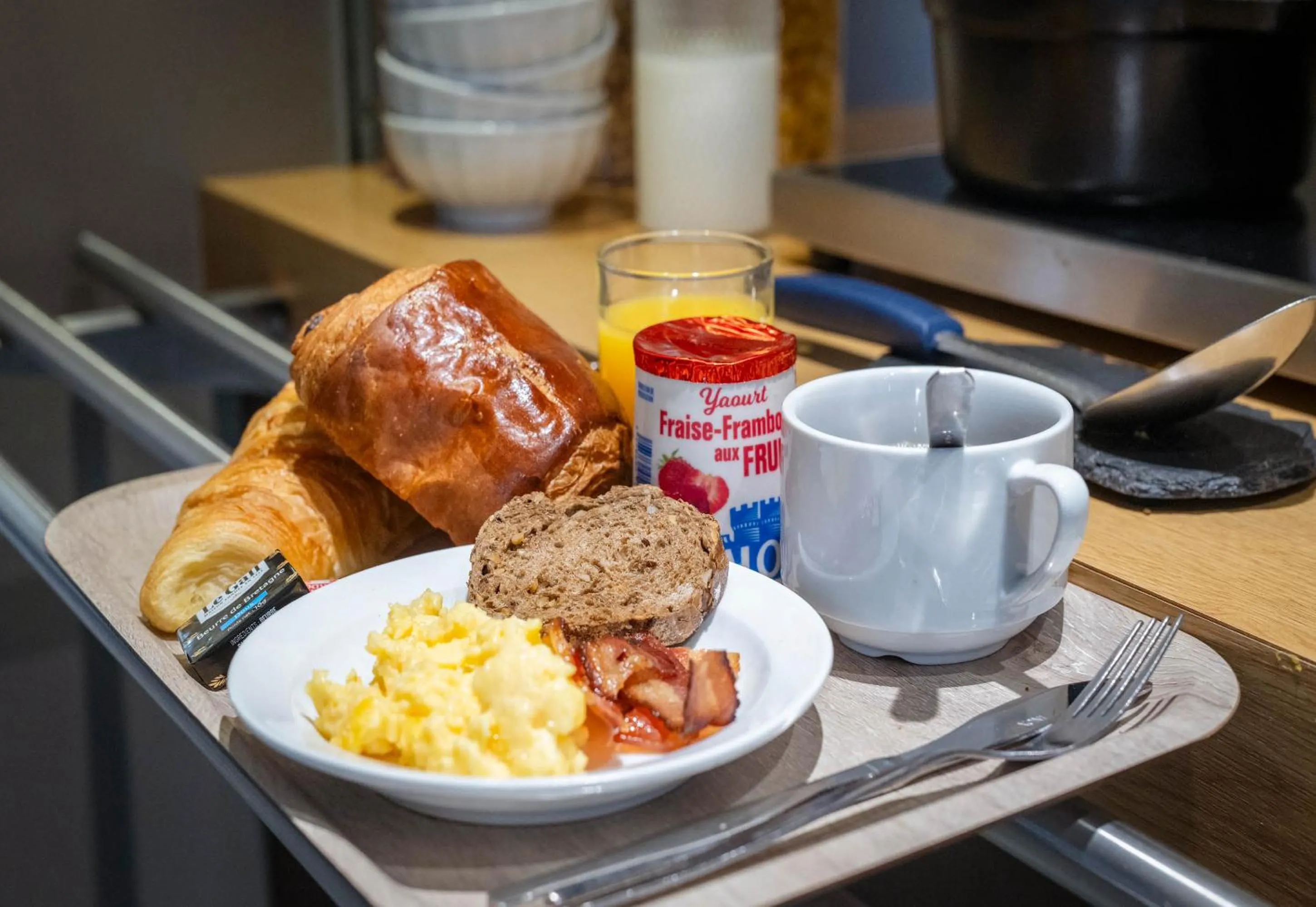Breakfast in B&B HOTEL Avignon 1