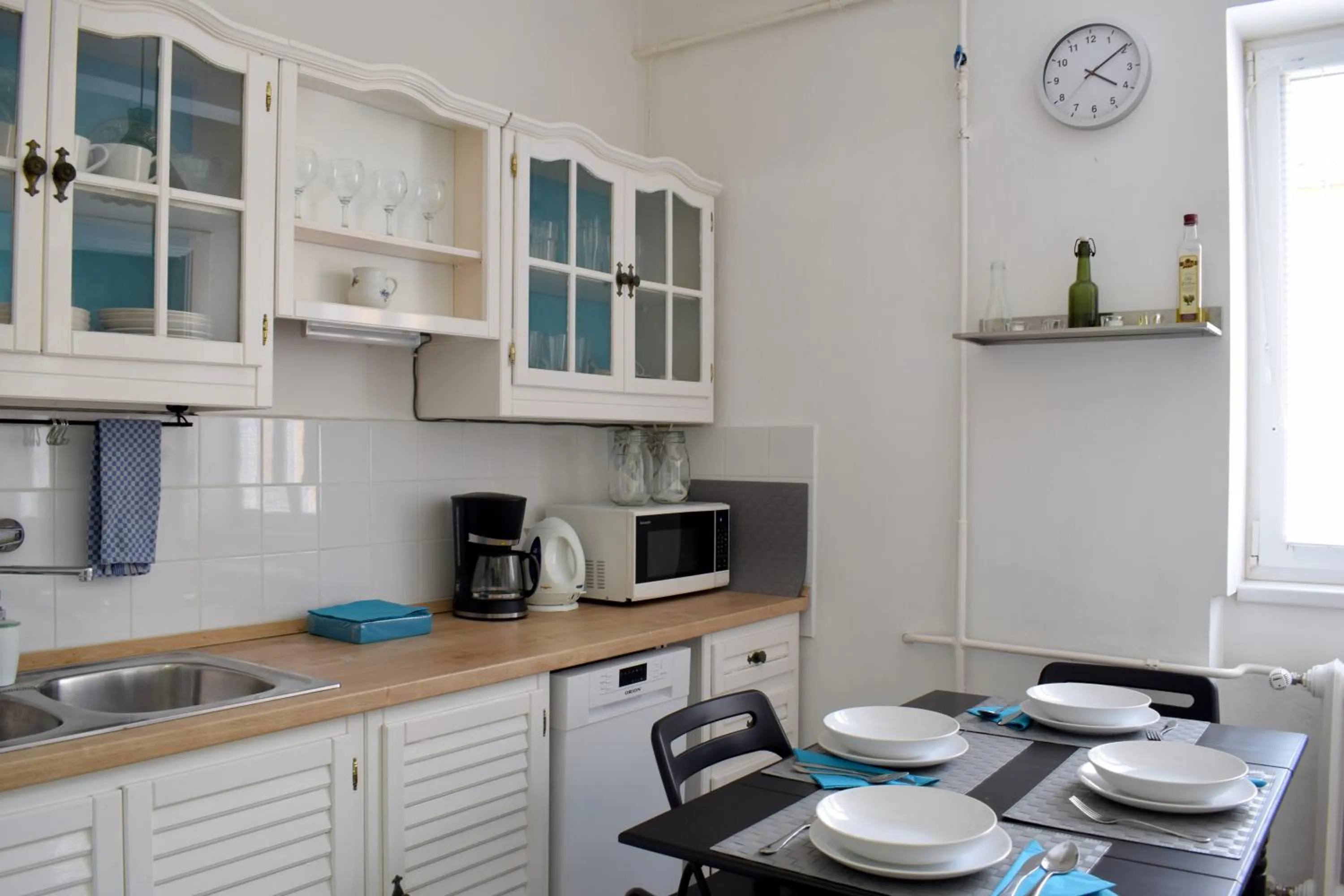 Diamond Astoria Apartments