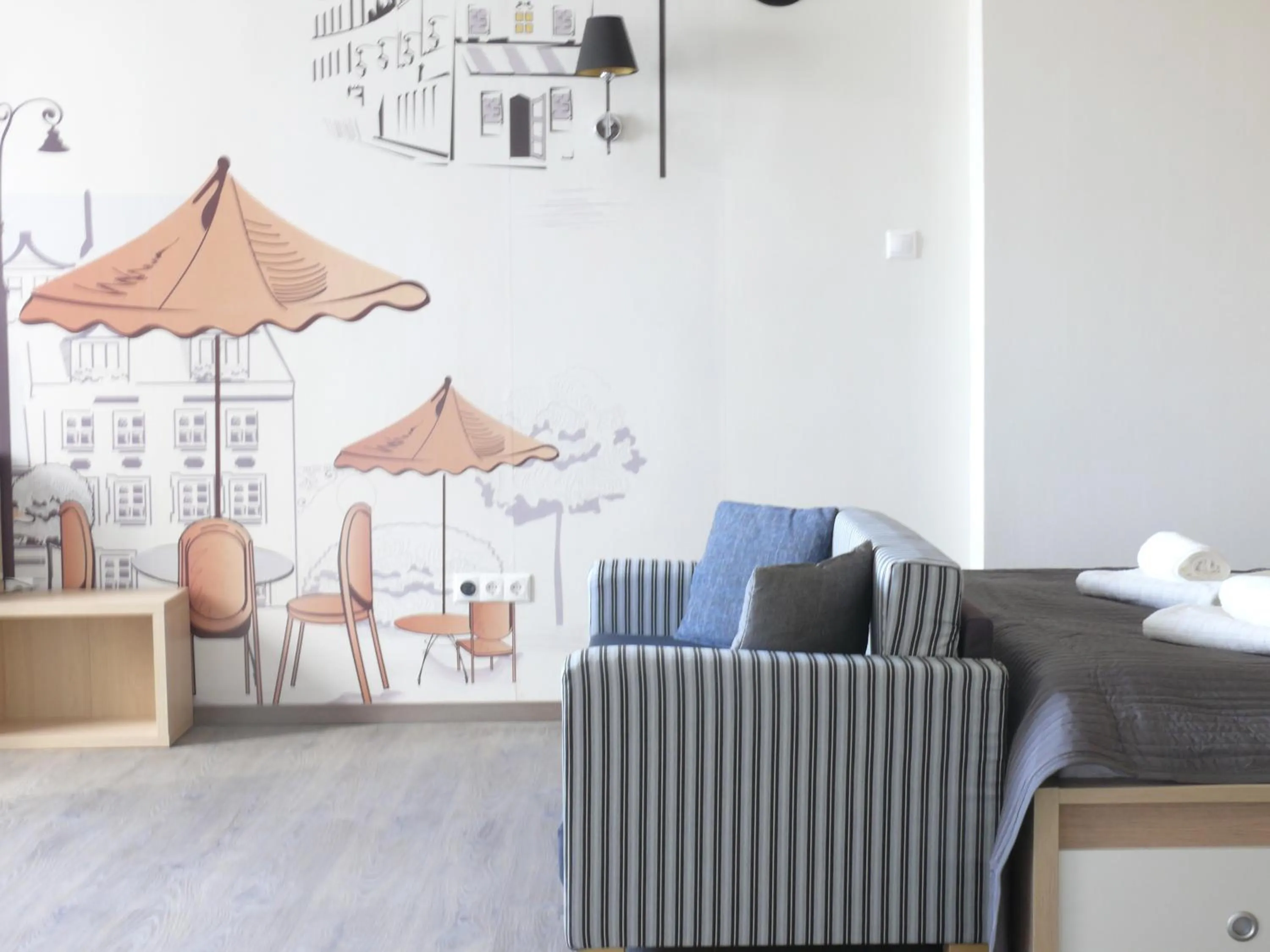 Diamond Astoria Apartments