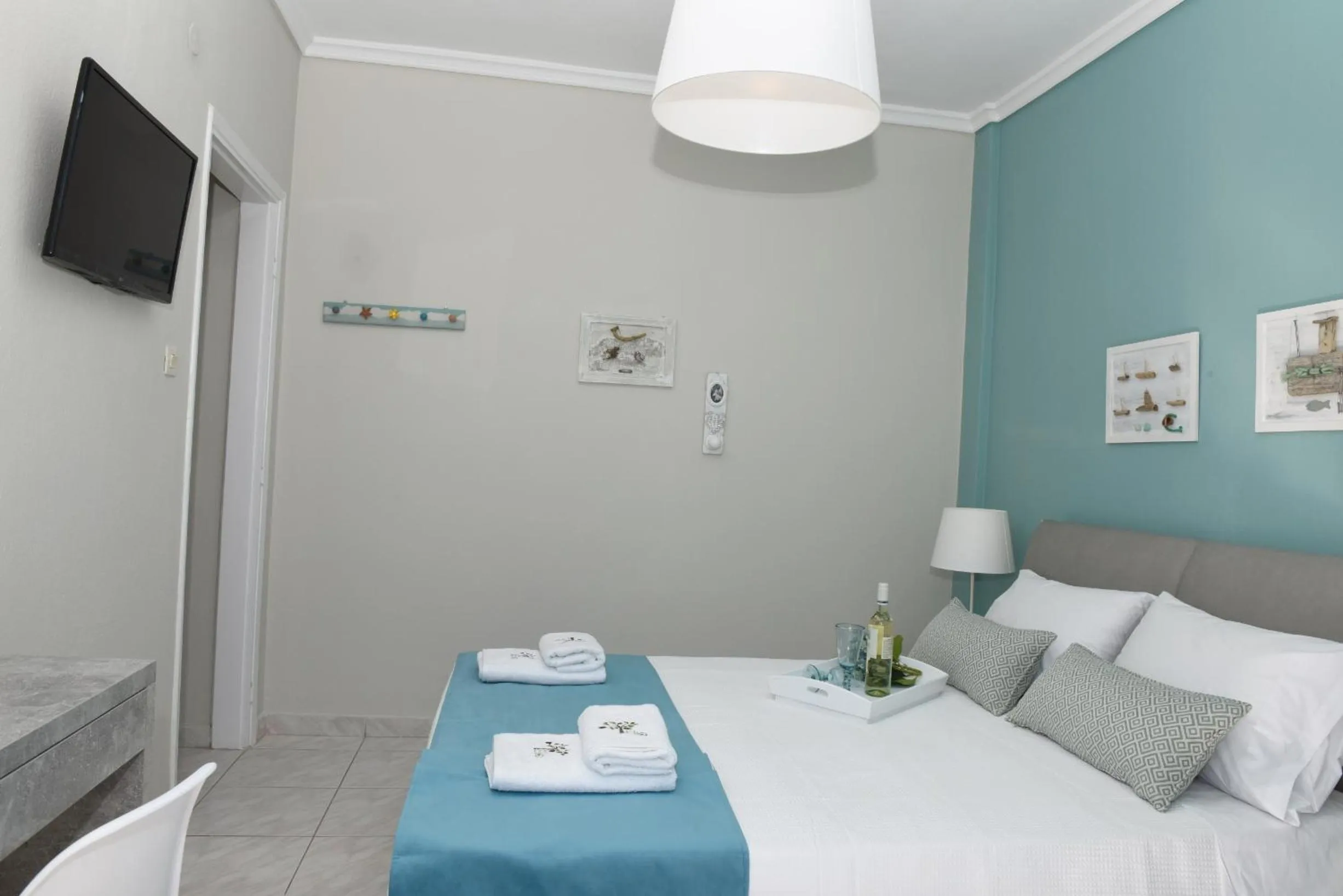 Photo of the whole room, Bed in Dionisos Elia