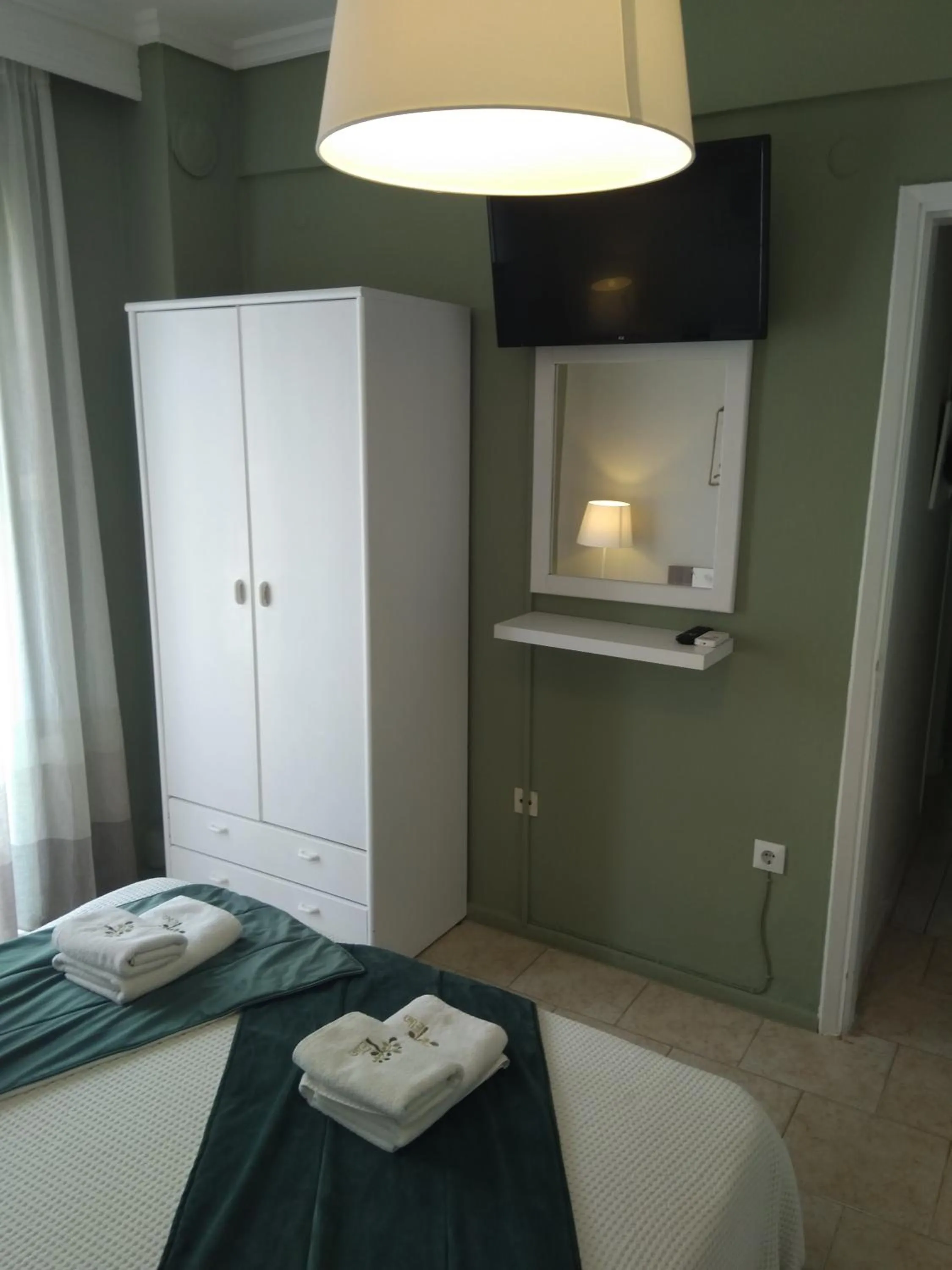 Bed in Dionisos Elia