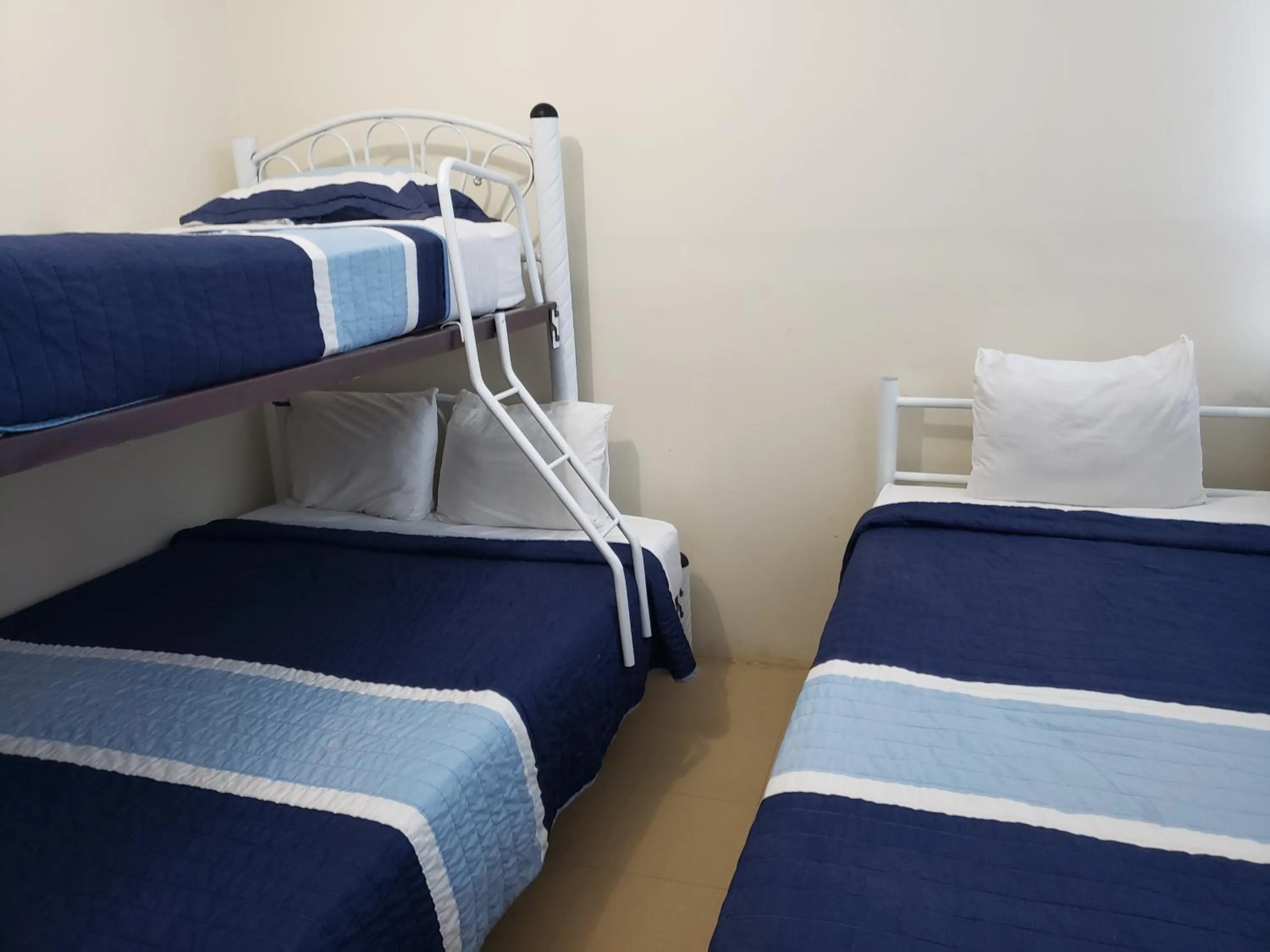 Photo of the whole room, Bed in Hostal Ciudad de Mexico