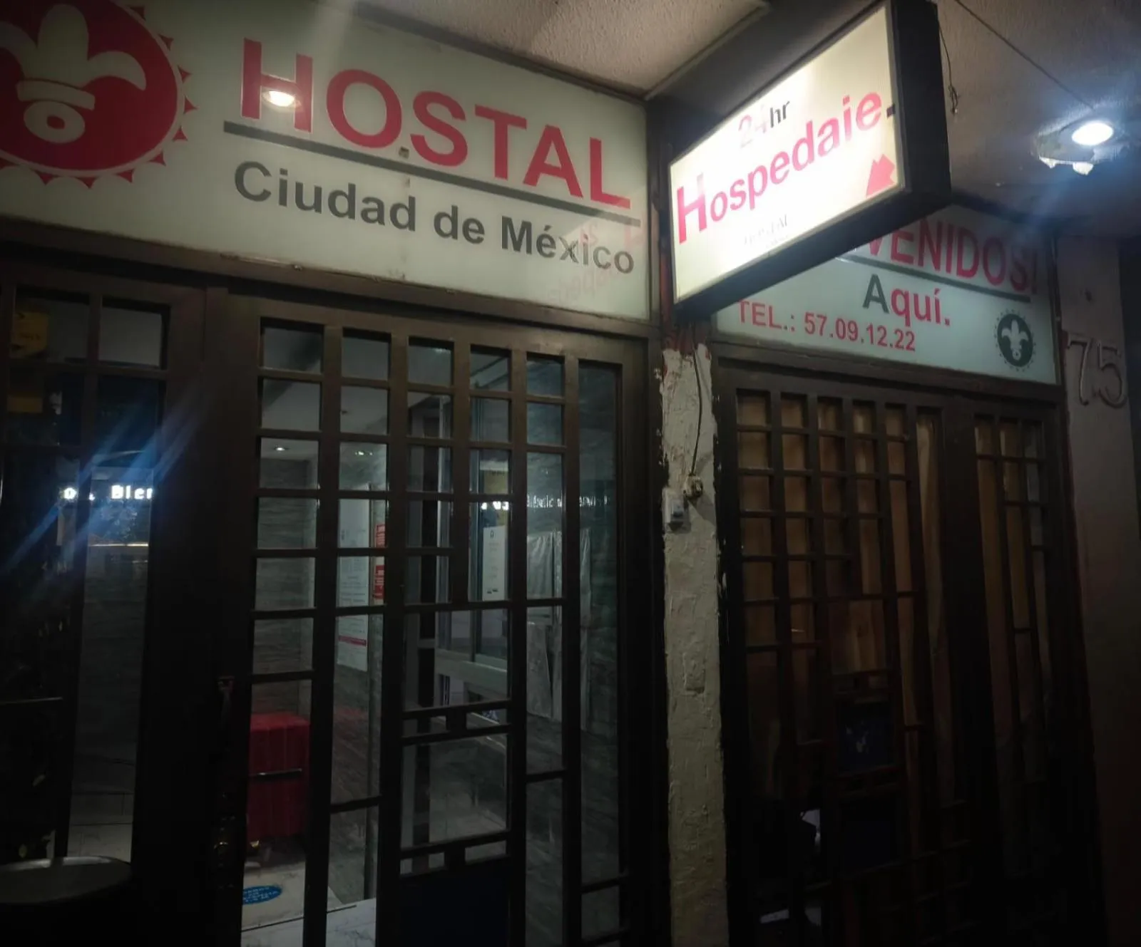 Facade/entrance in Hostal Ciudad de Mexico