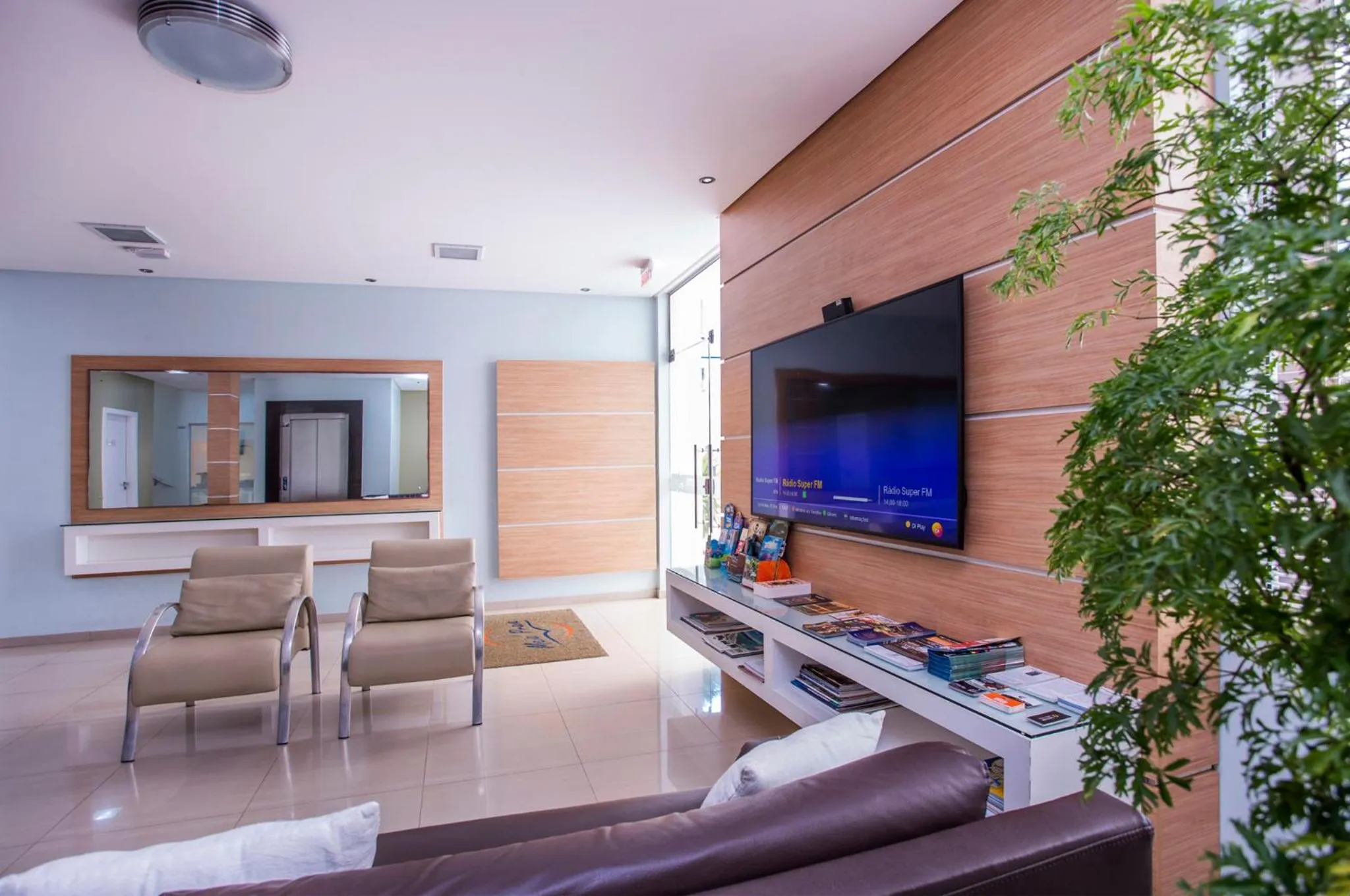 Communal lounge/ TV room in Hotel Itapema Meia Praia