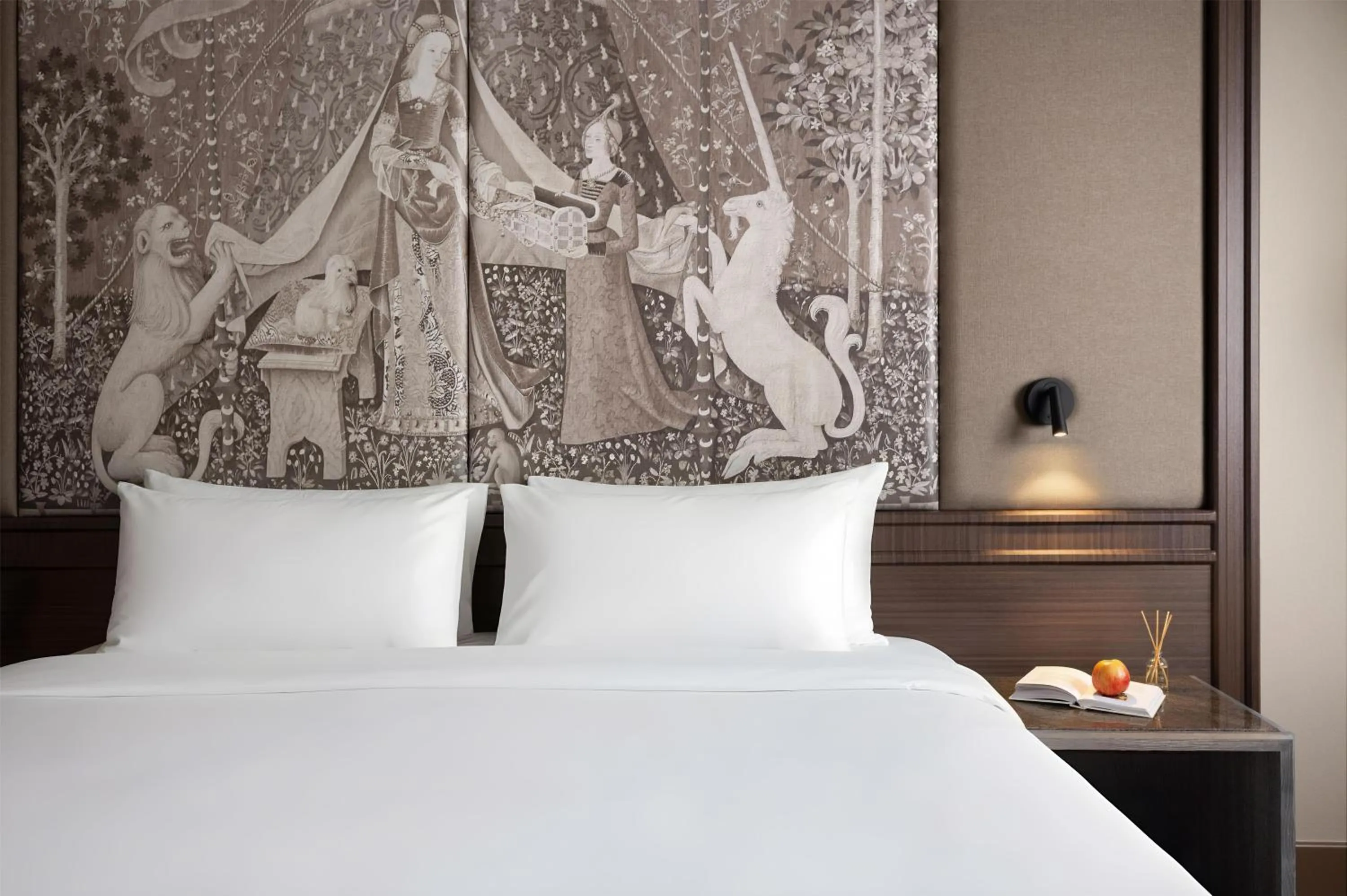 Bedroom, Bed in NH Brugge