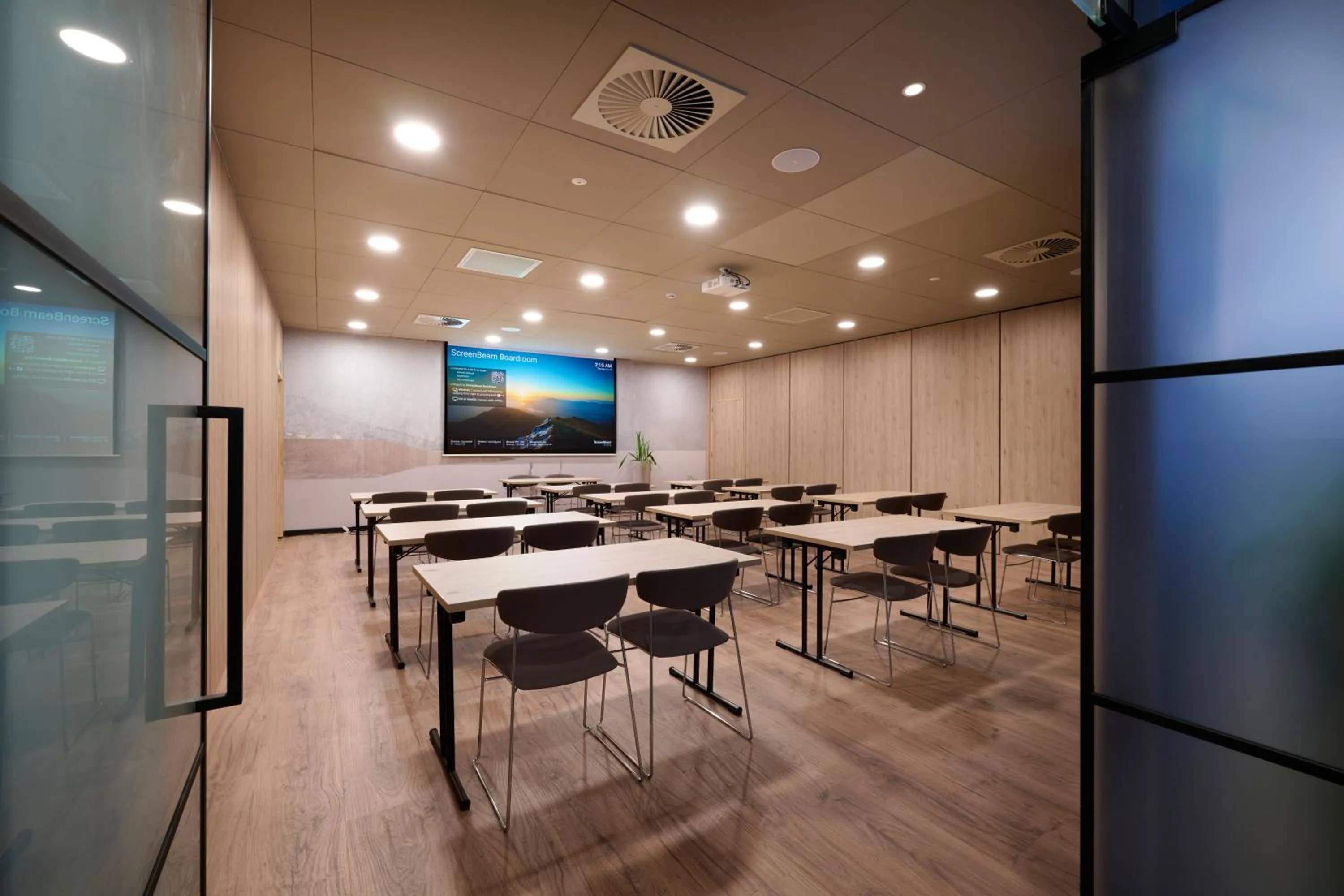 Meeting/conference room in Novotel Ieper Centrum