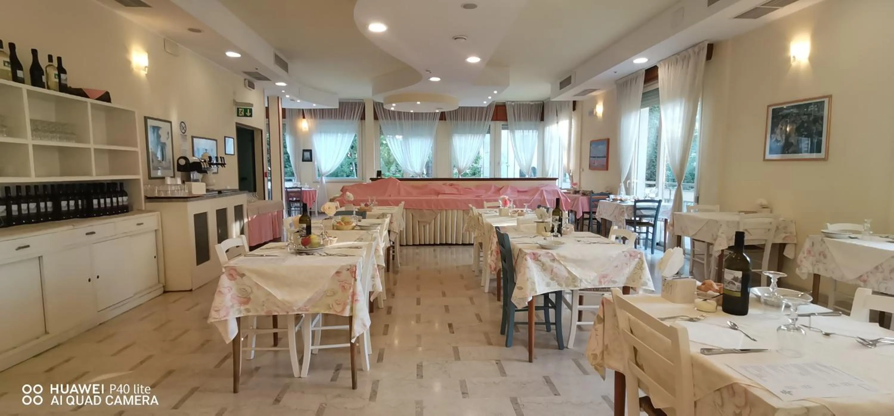 Breakfast in Hotel Rugantino