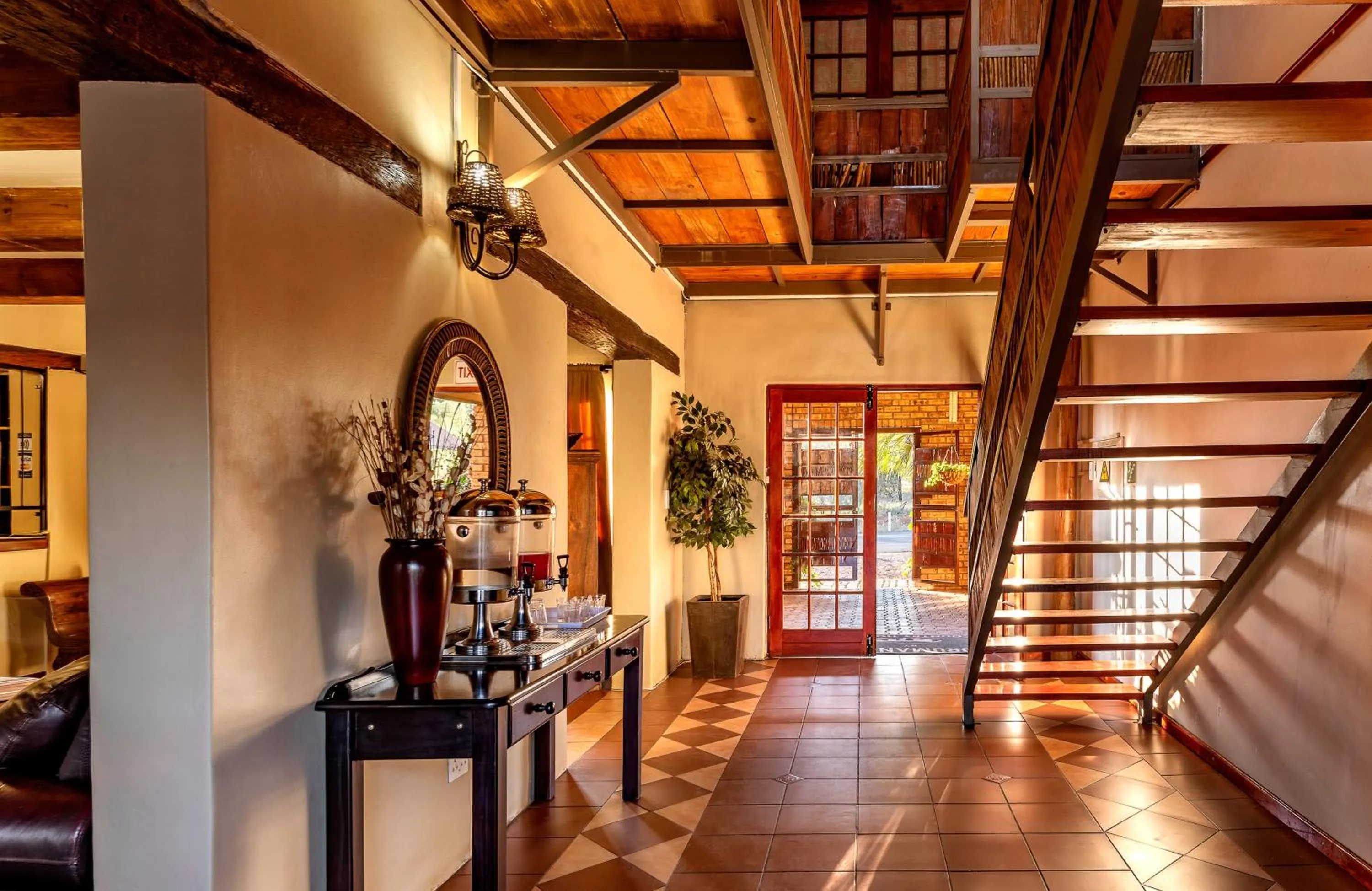 Lobby or reception in Kuruman Inn