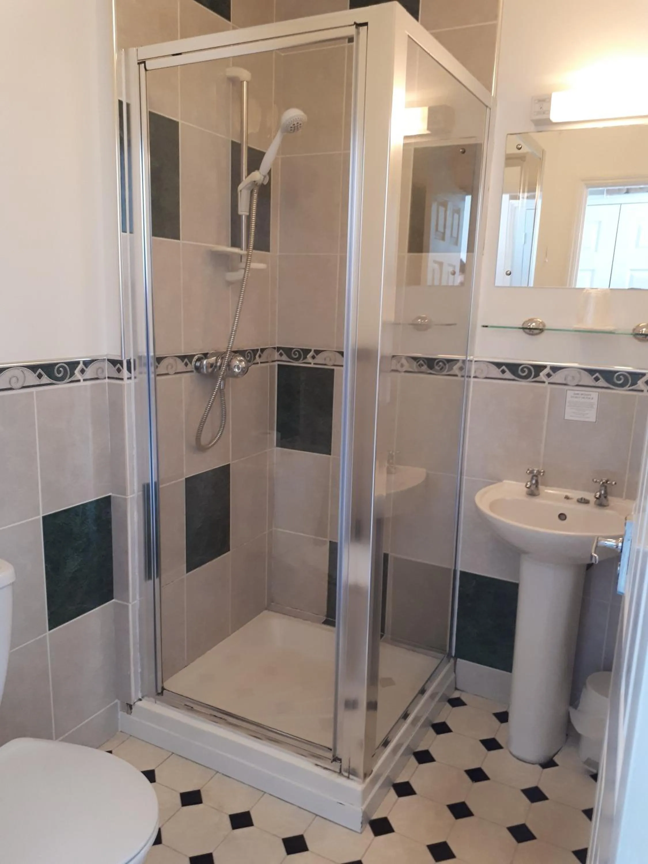 Shower in Anglesey Hotel