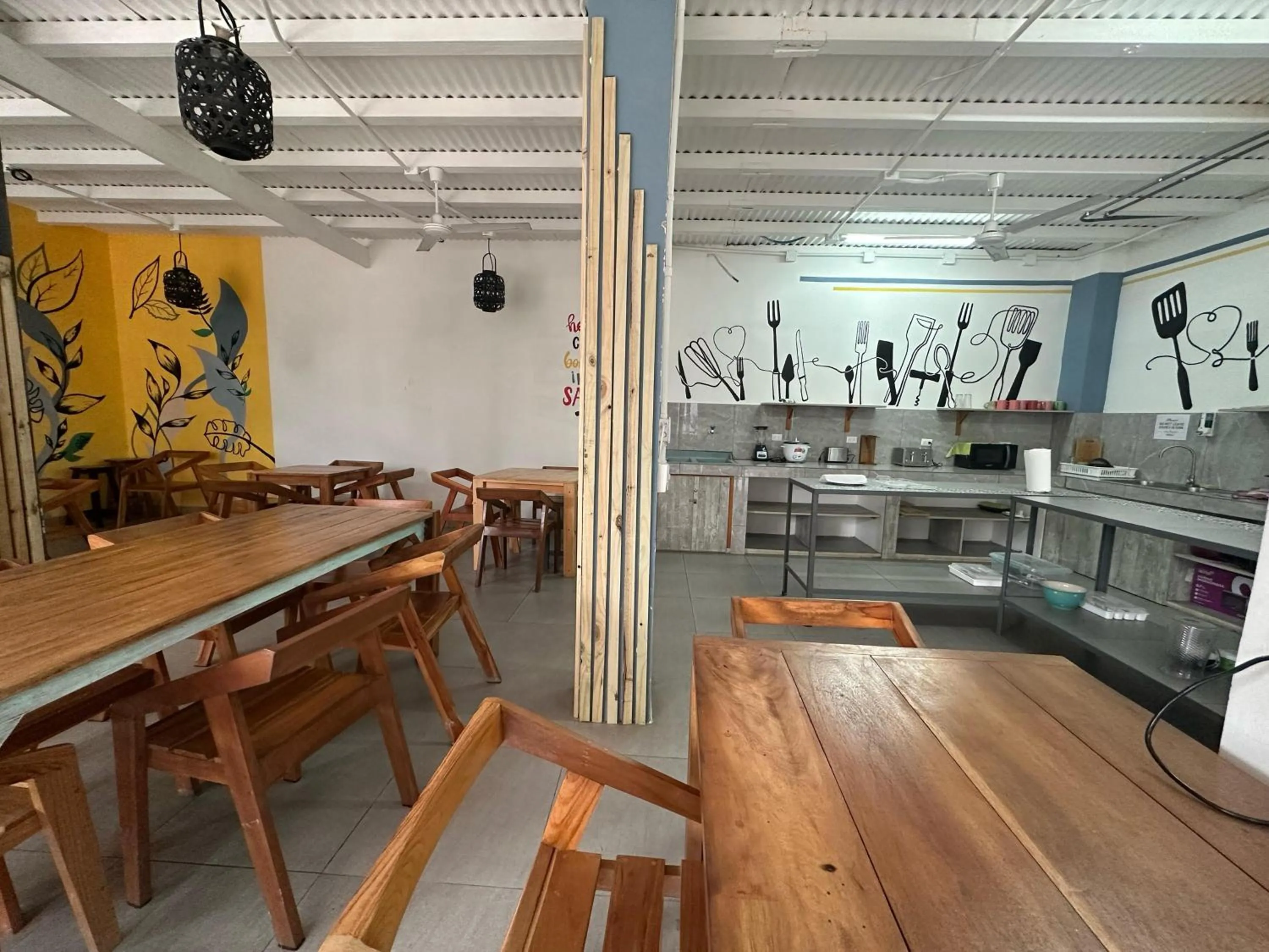 Kitchen or kitchenette in Wide Mouth Frog Quepos