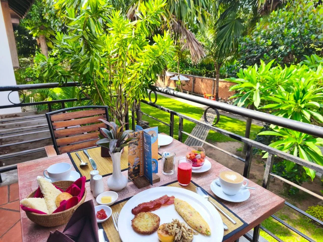 Balcony/Terrace in Sala Baï Hotel & Restaurant School