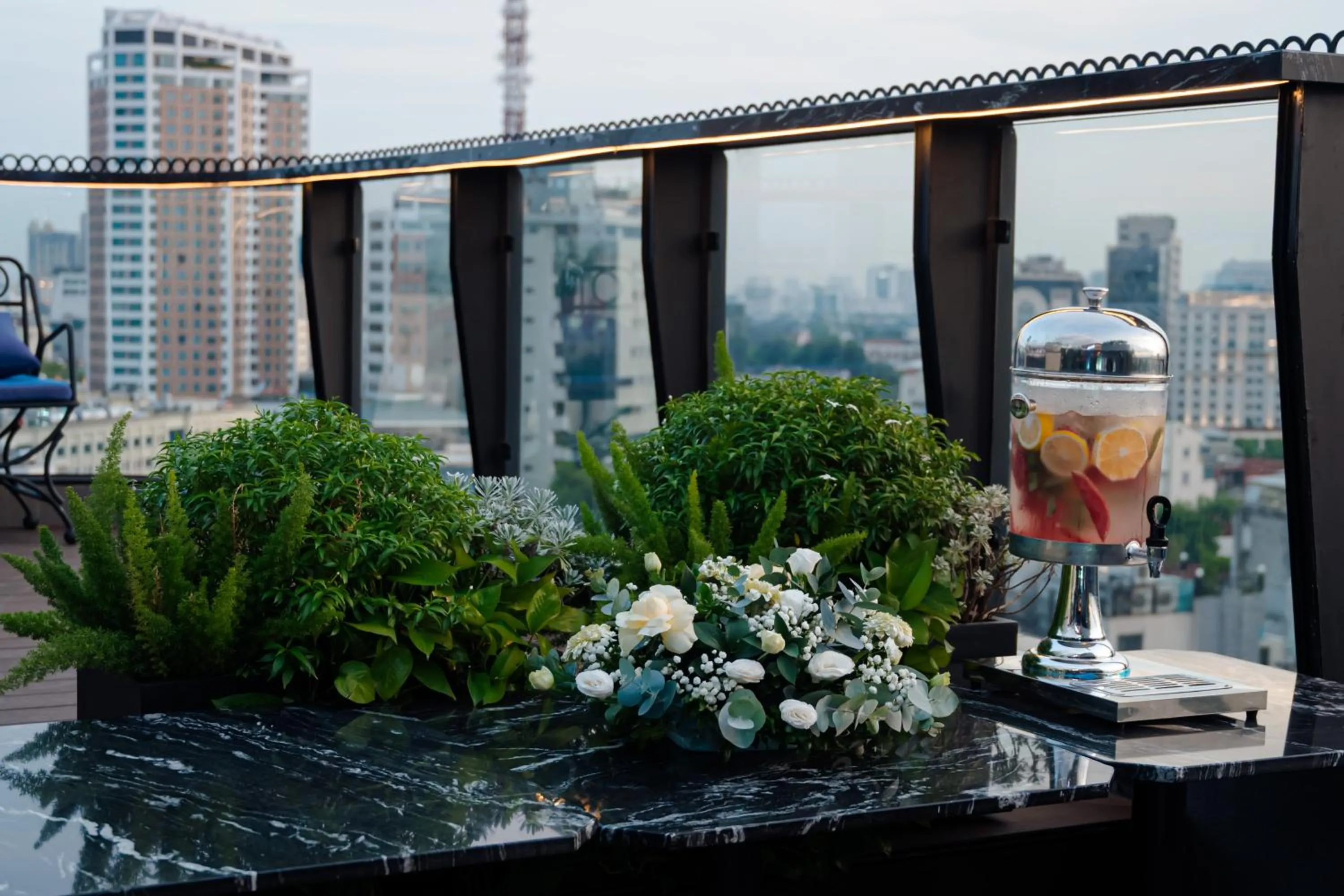 Lounge or bar in Champton Hanoi Hotel