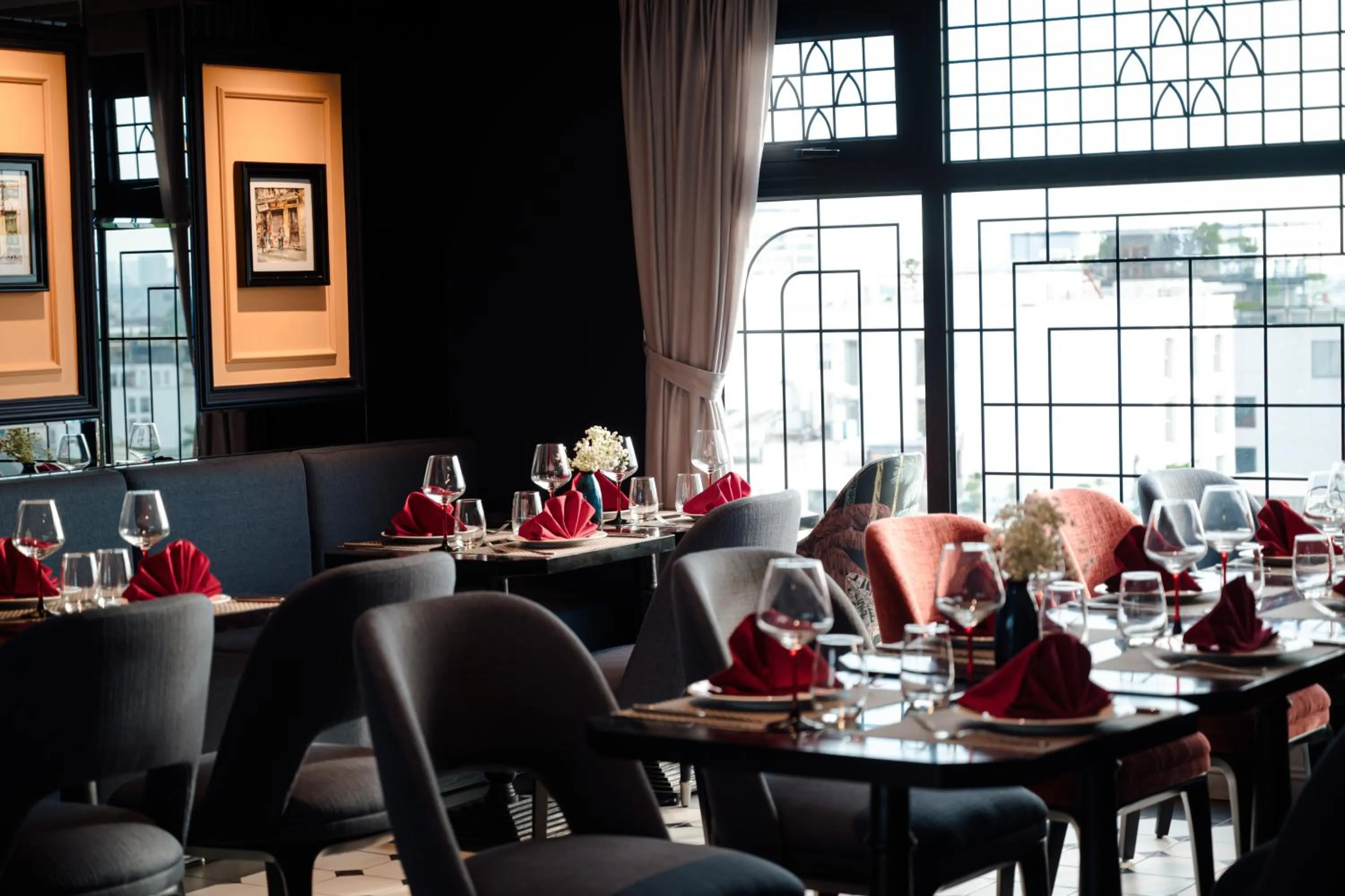 Restaurant/places to eat in Champton Hanoi Hotel