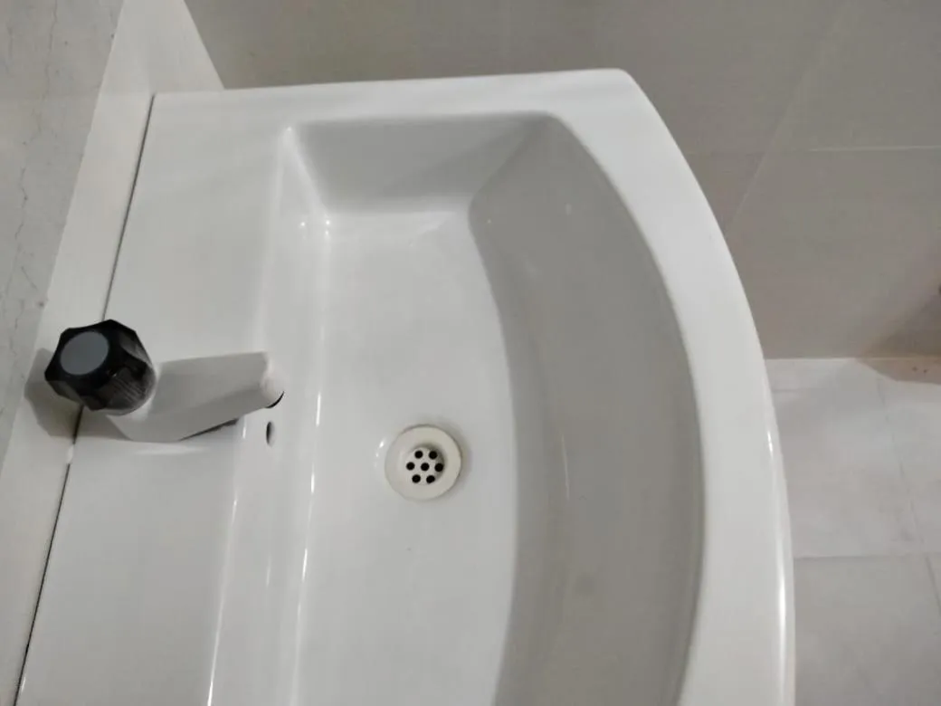 Gnaanams Hotel and Restaurant