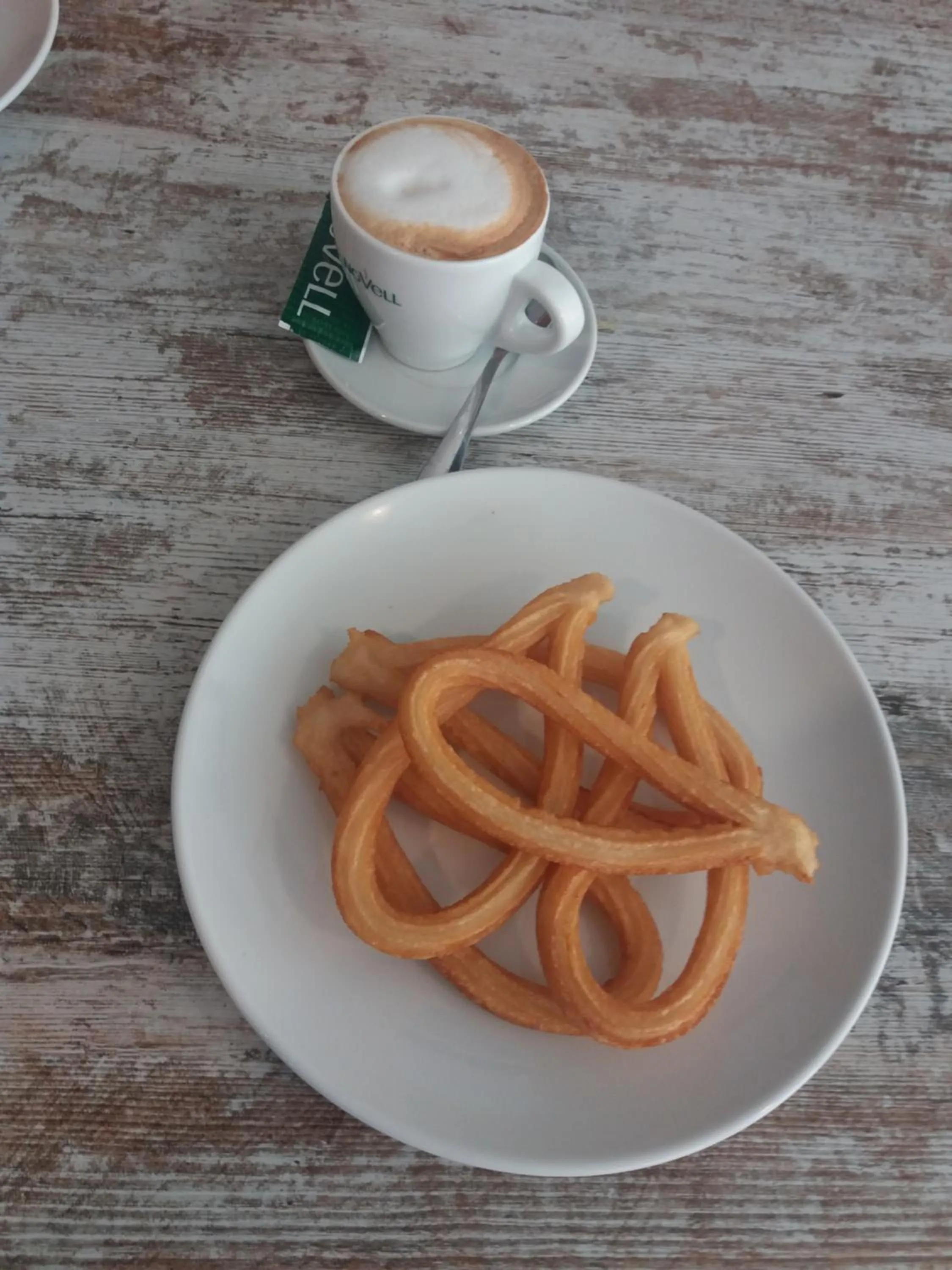 Restaurant/places to eat in Hostal Ciempozuelos, familiar, cerca del Parque Warner y Madrid