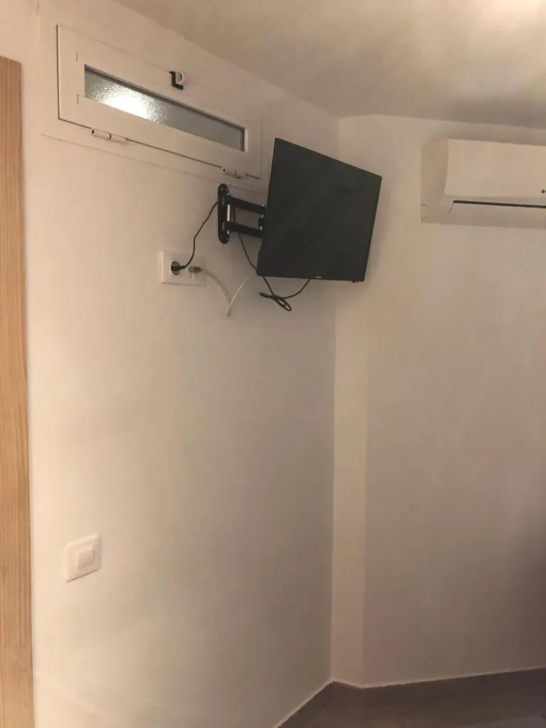 Hostal Ciempozuelos, familiar, cerca del Parque Warner y Madrid