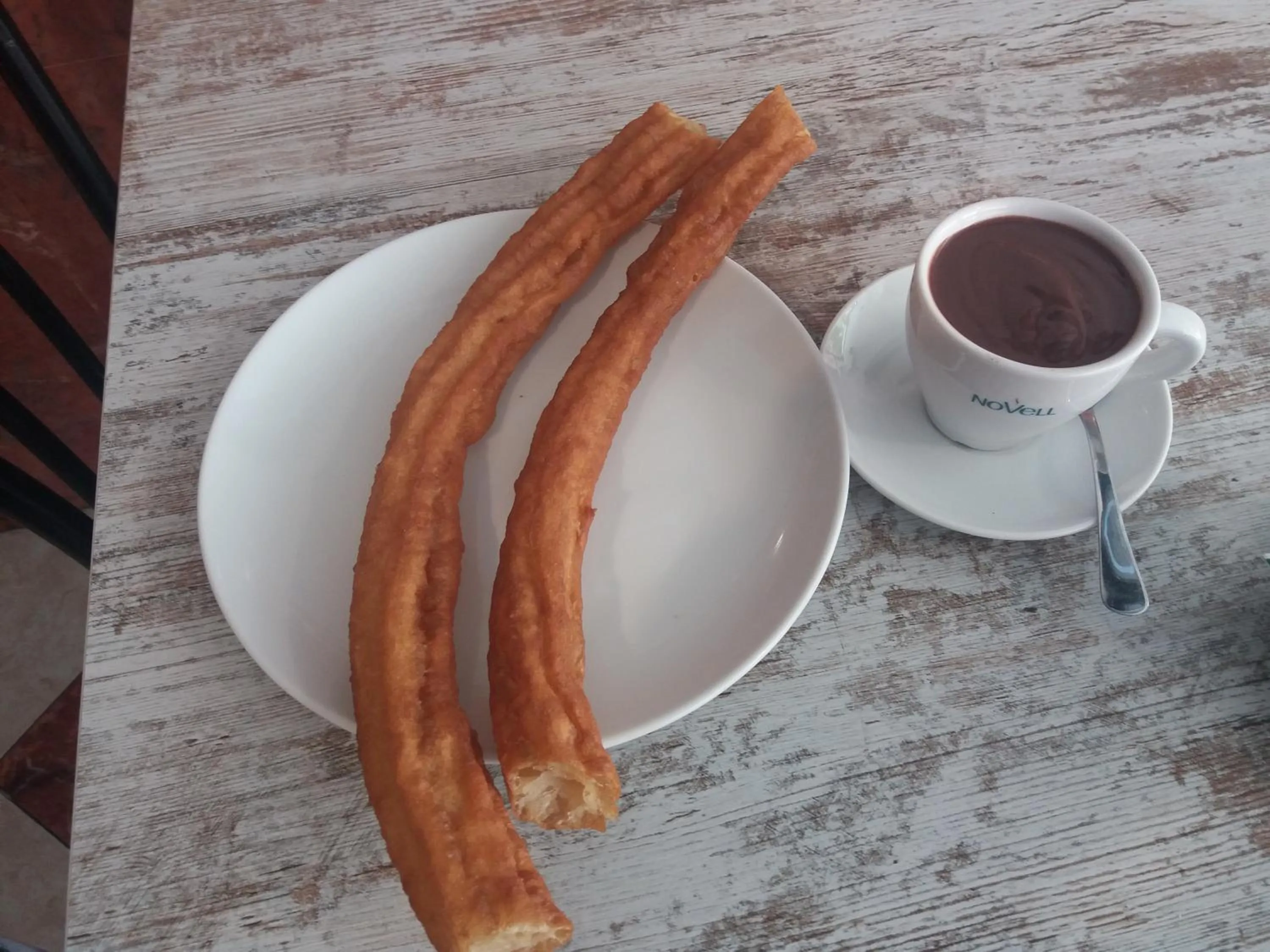 Restaurant/places to eat in Hostal Ciempozuelos, familiar, cerca del Parque Warner y Madrid