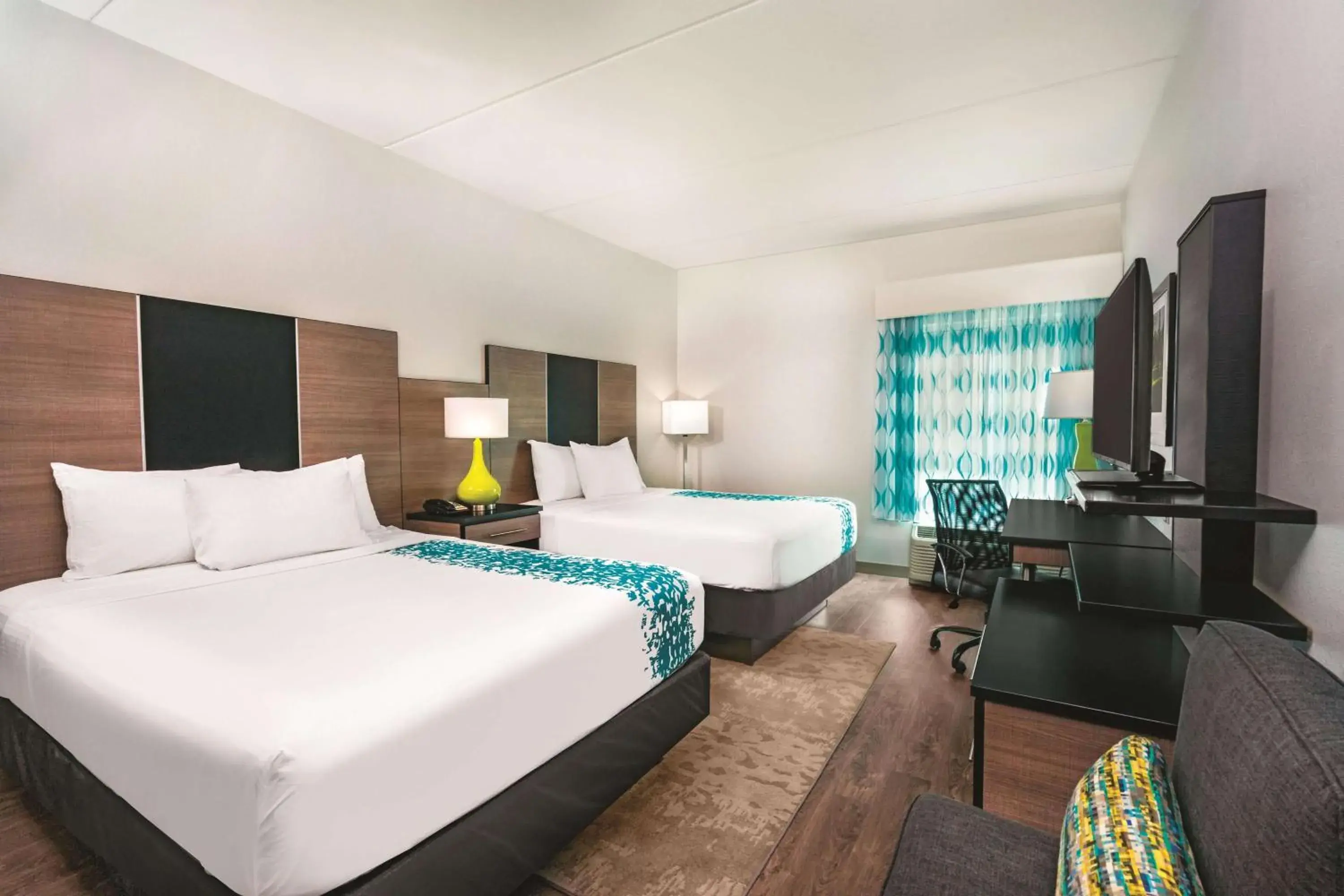 Queen Room with Two Queen Beds - Non-Smoking in La Quinta by Wyndham Cleveland TN Queen Room with Two Queen Beds - Non-Smoking in La Quinta by Wyndham Cleveland TN