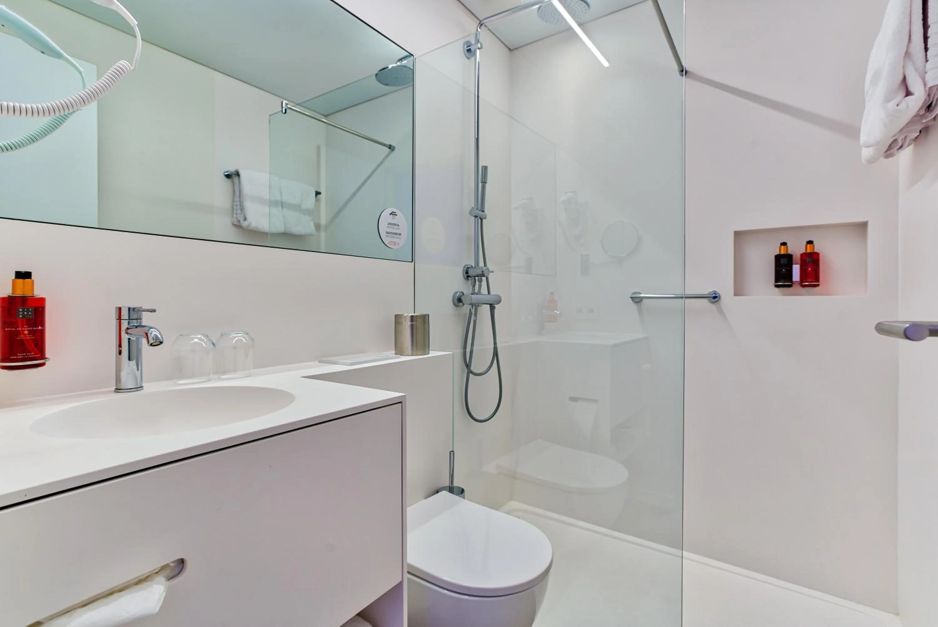 Toilet in Hotel Astoria Gent