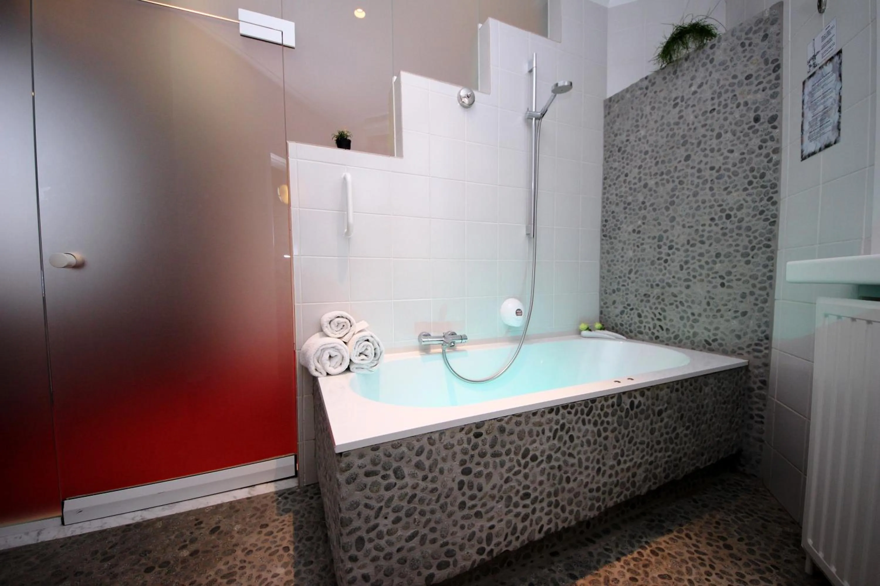 Bathroom in Hotel Astoria Gent