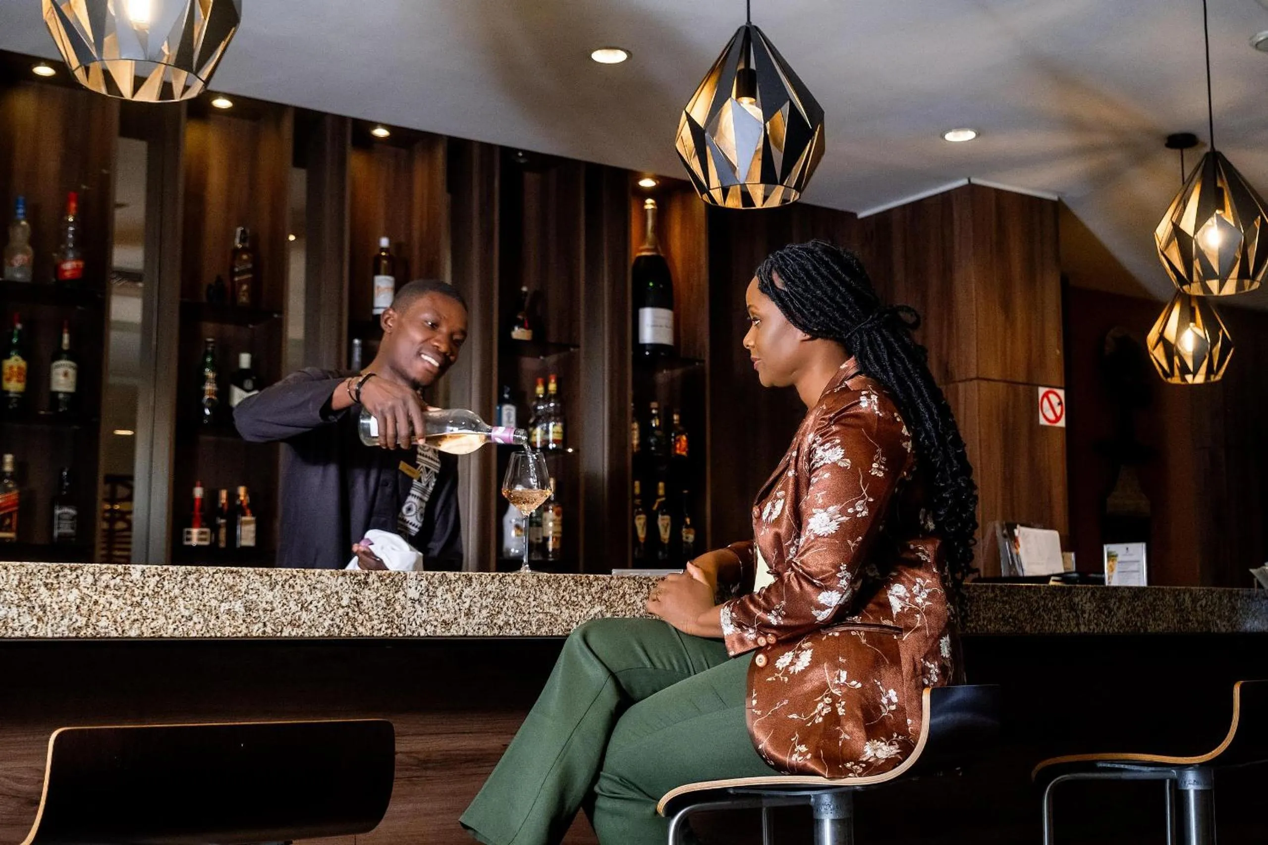 Lounge or bar in Azalaï Hôtel Abidjan