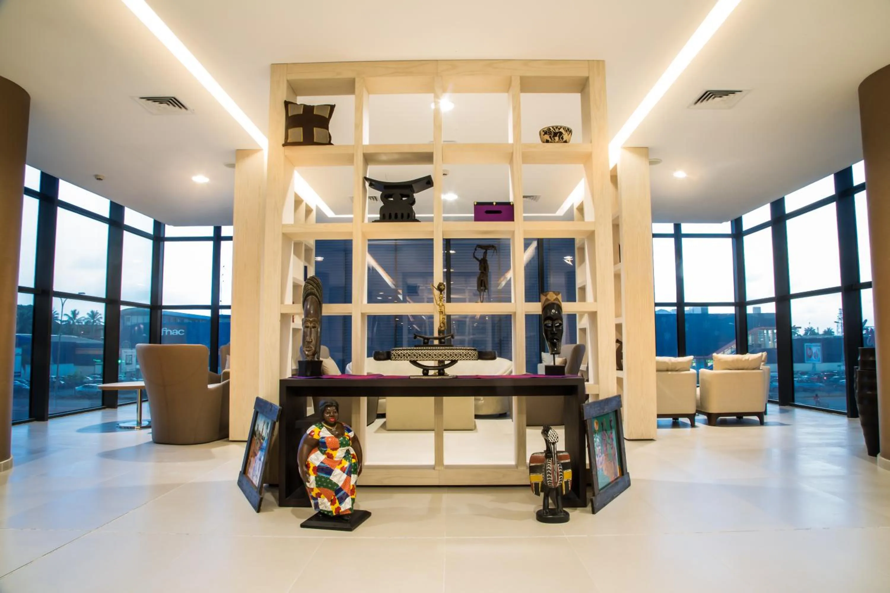 Property building in Azalaï Hôtel Abidjan