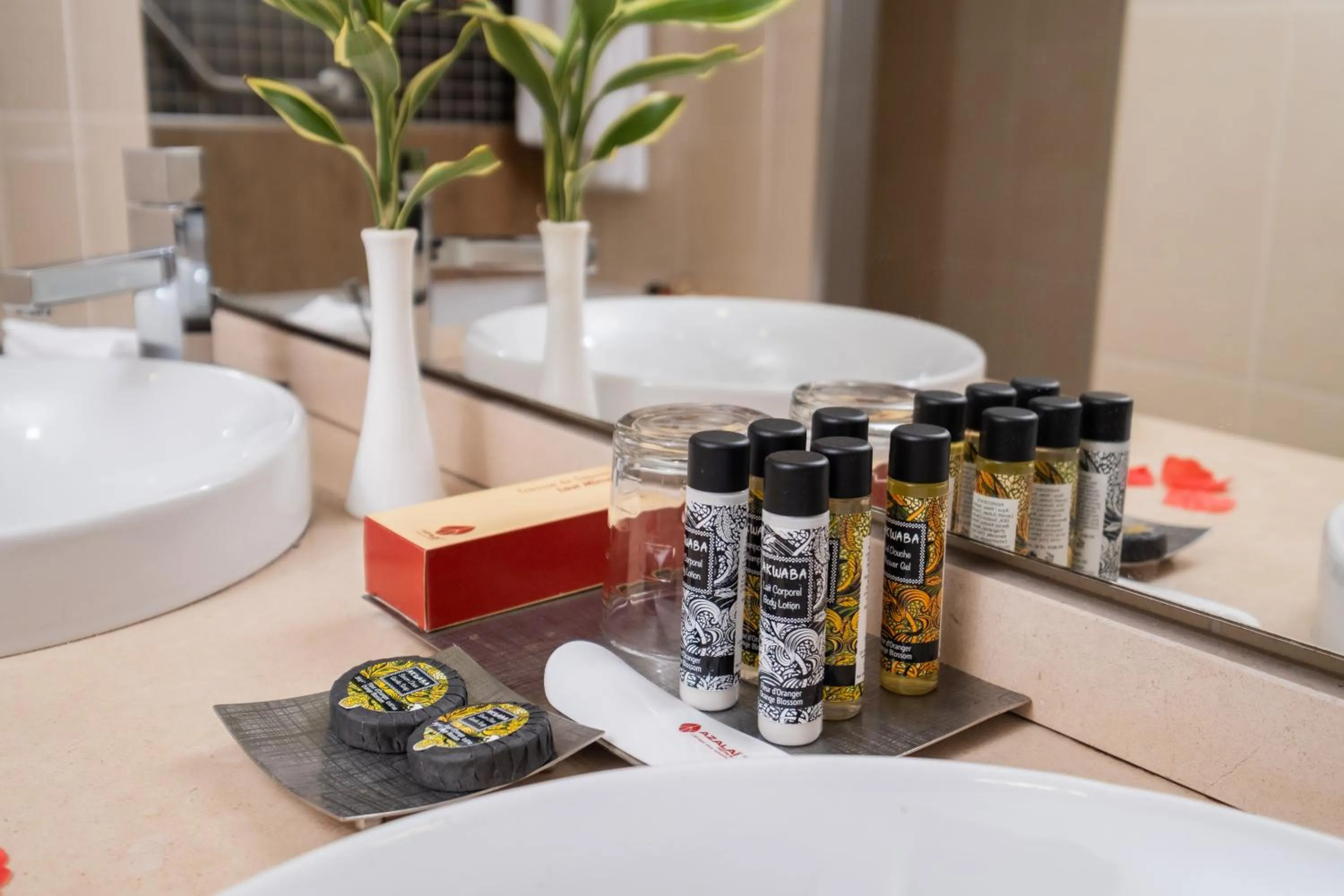 Bathroom in Azalaï Hôtel Abidjan