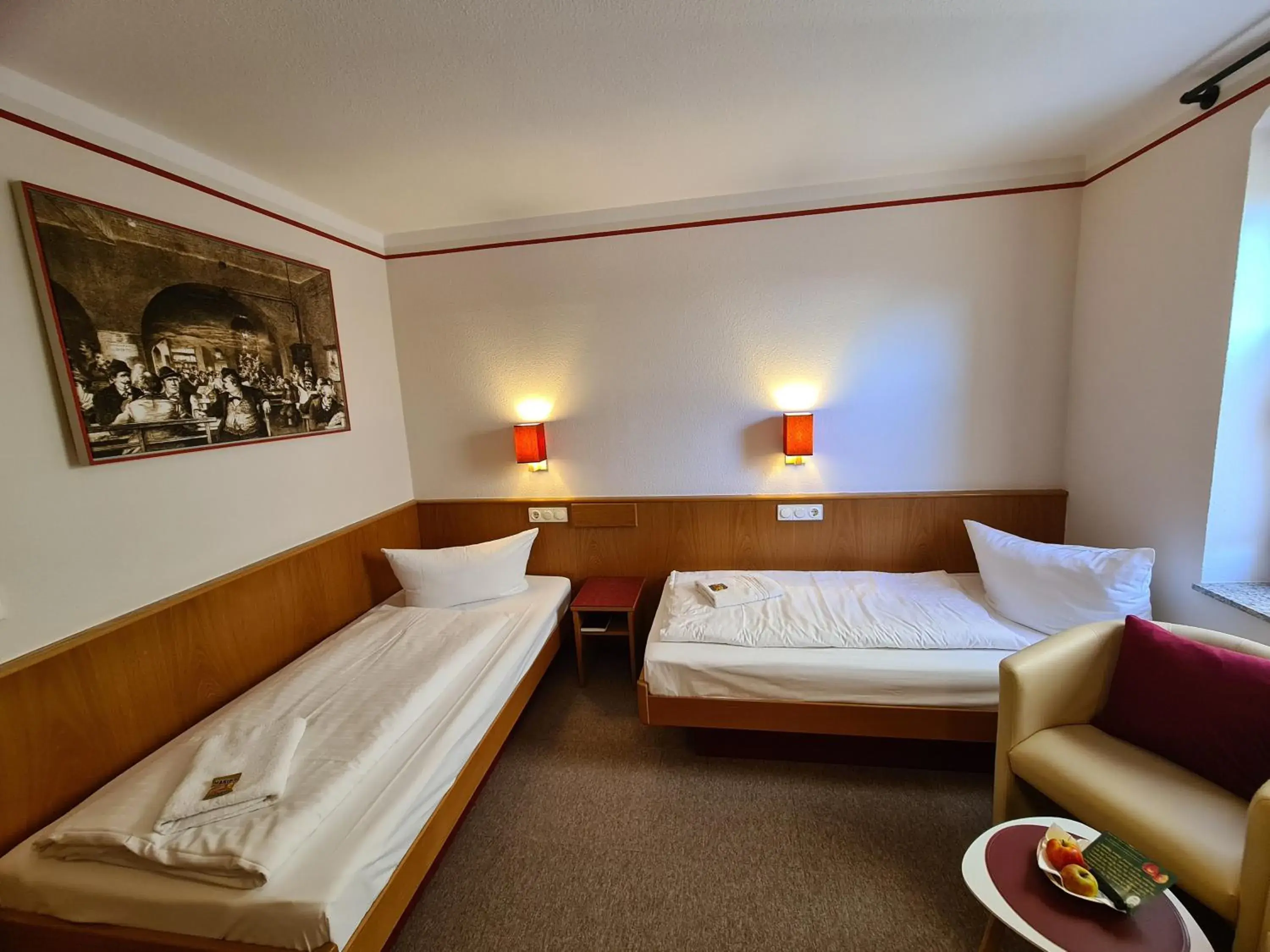 Small Twin Room - single occupancy in Hotel Brauhaus Wittenberg Small Twin Room - single occupancy in Hotel Brauhaus Wittenberg