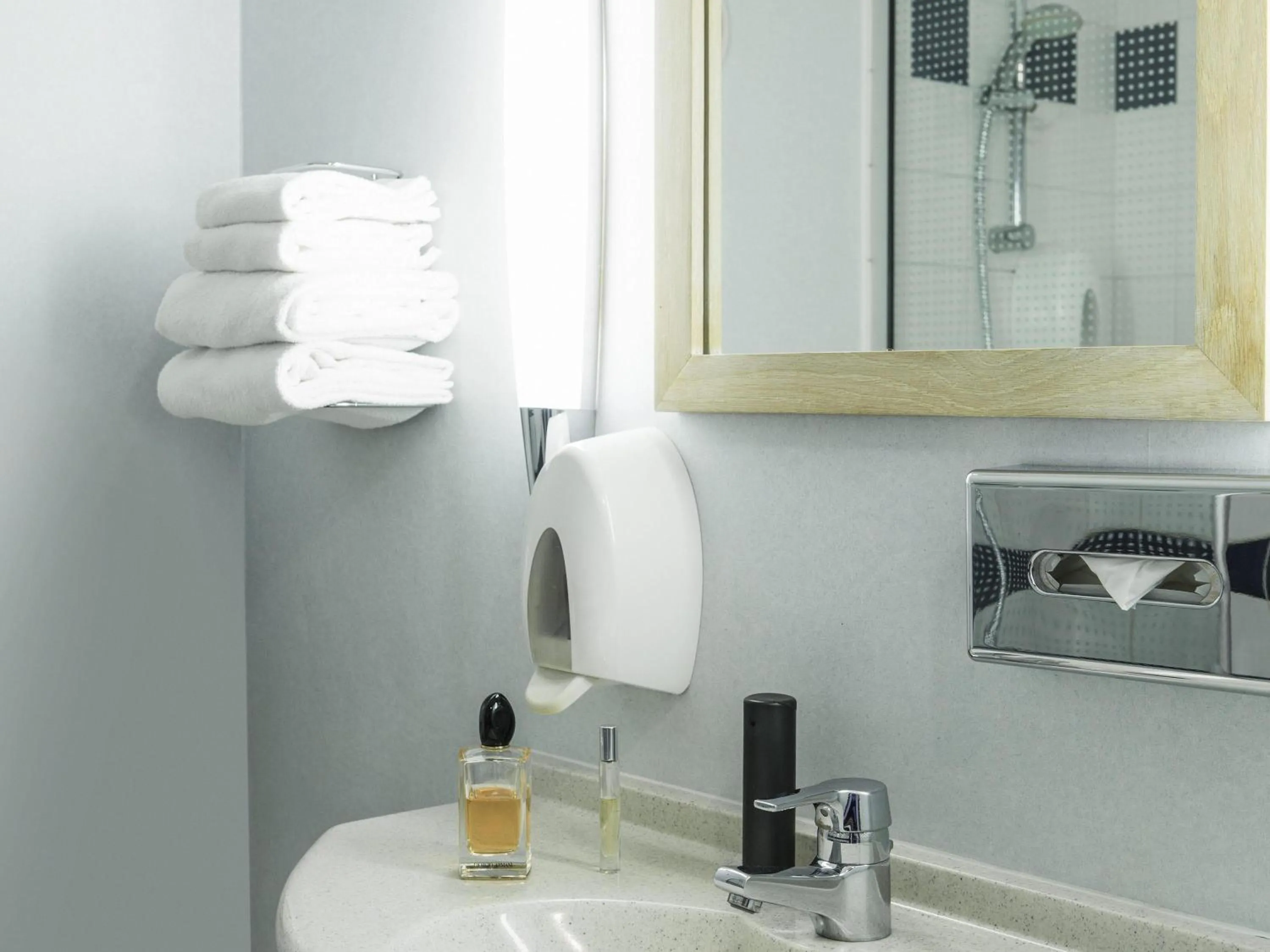 Bedroom in ibis Styles Louvain-la-Neuve Hotel and Events