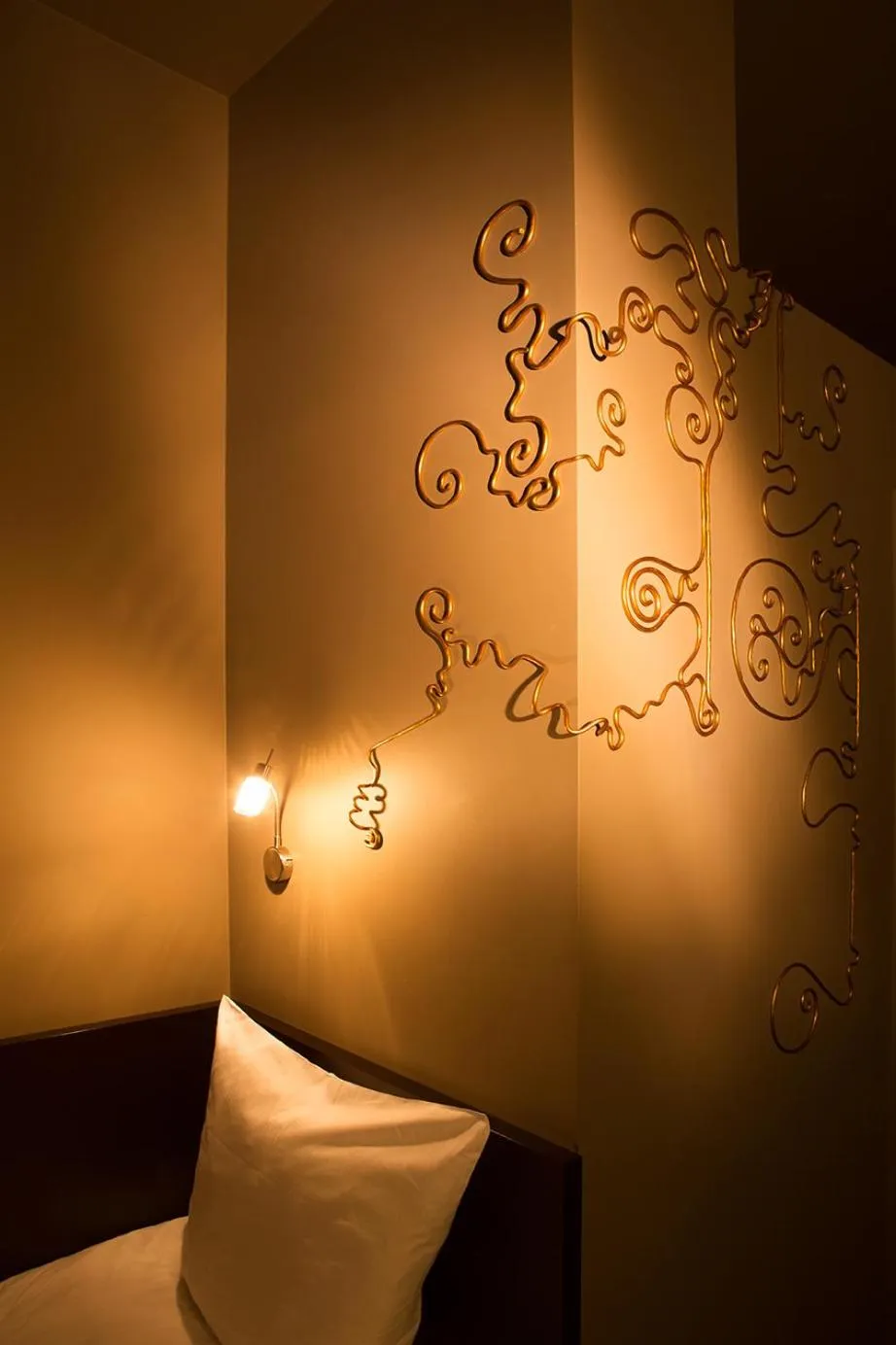 Bed in Hotel The Neufchatel