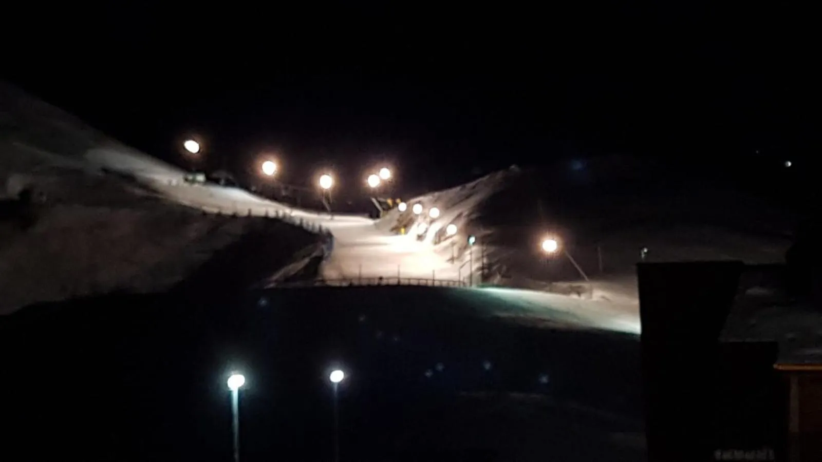 Night in Hotel Galassia