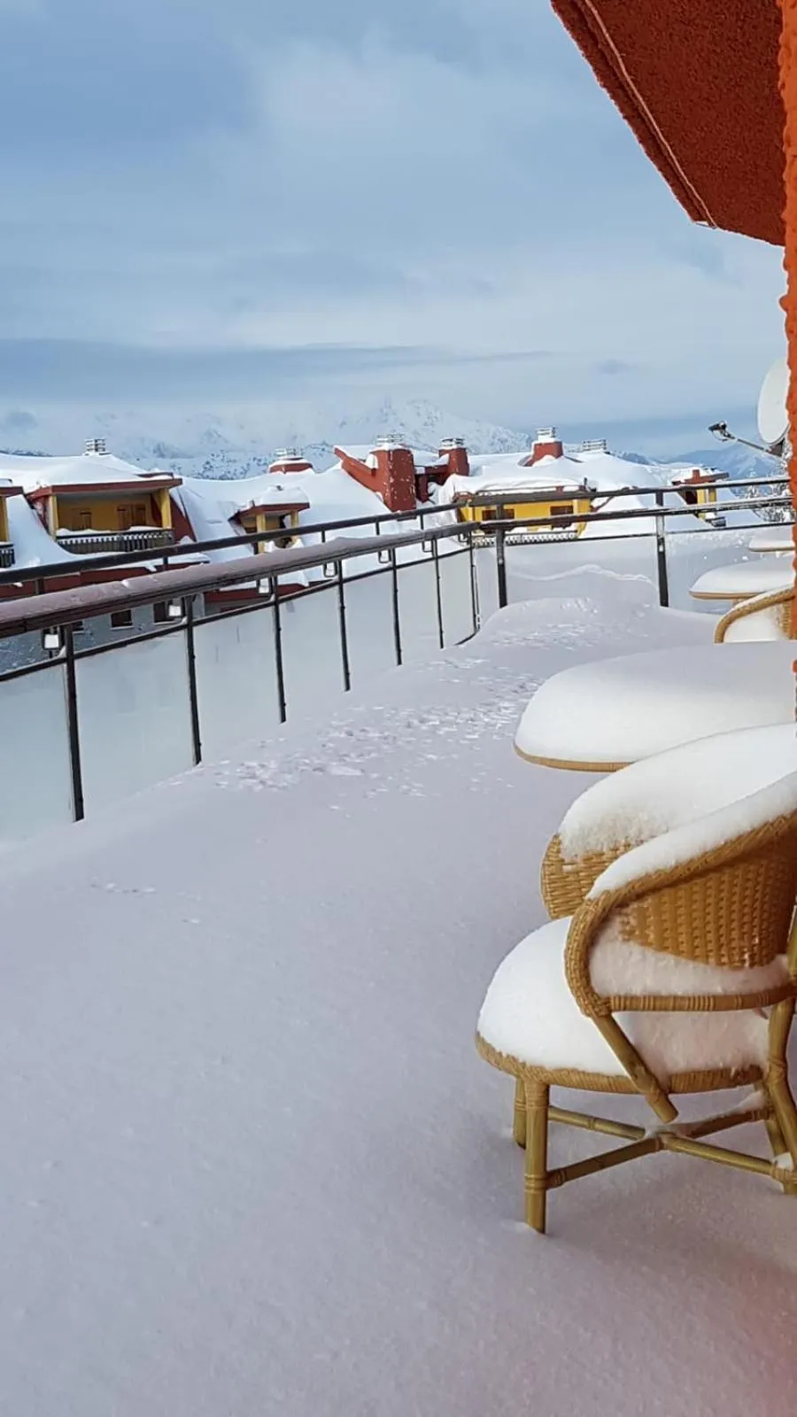 Winter in Hotel Galassia