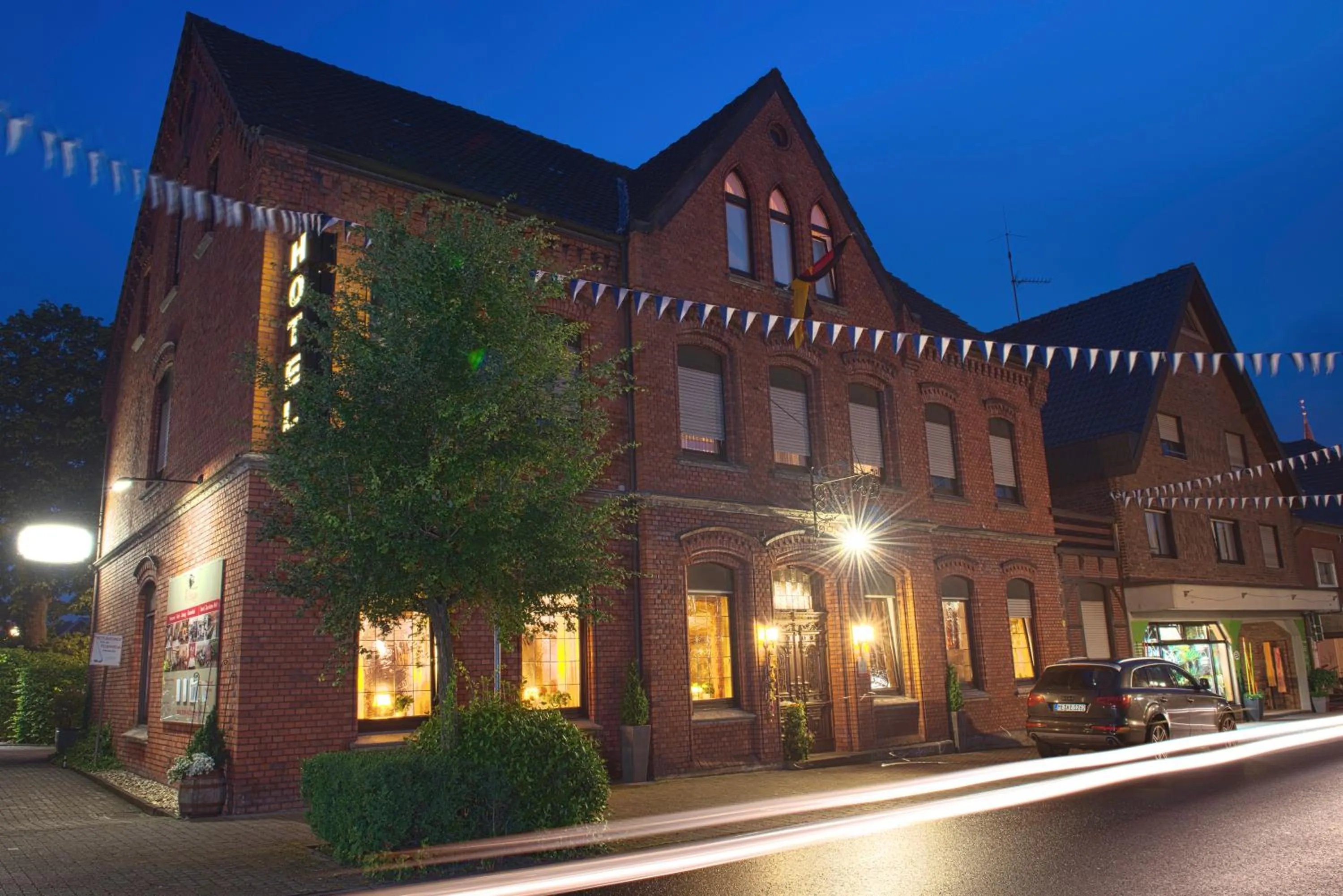 Property building in Hotel Wolfsjäger