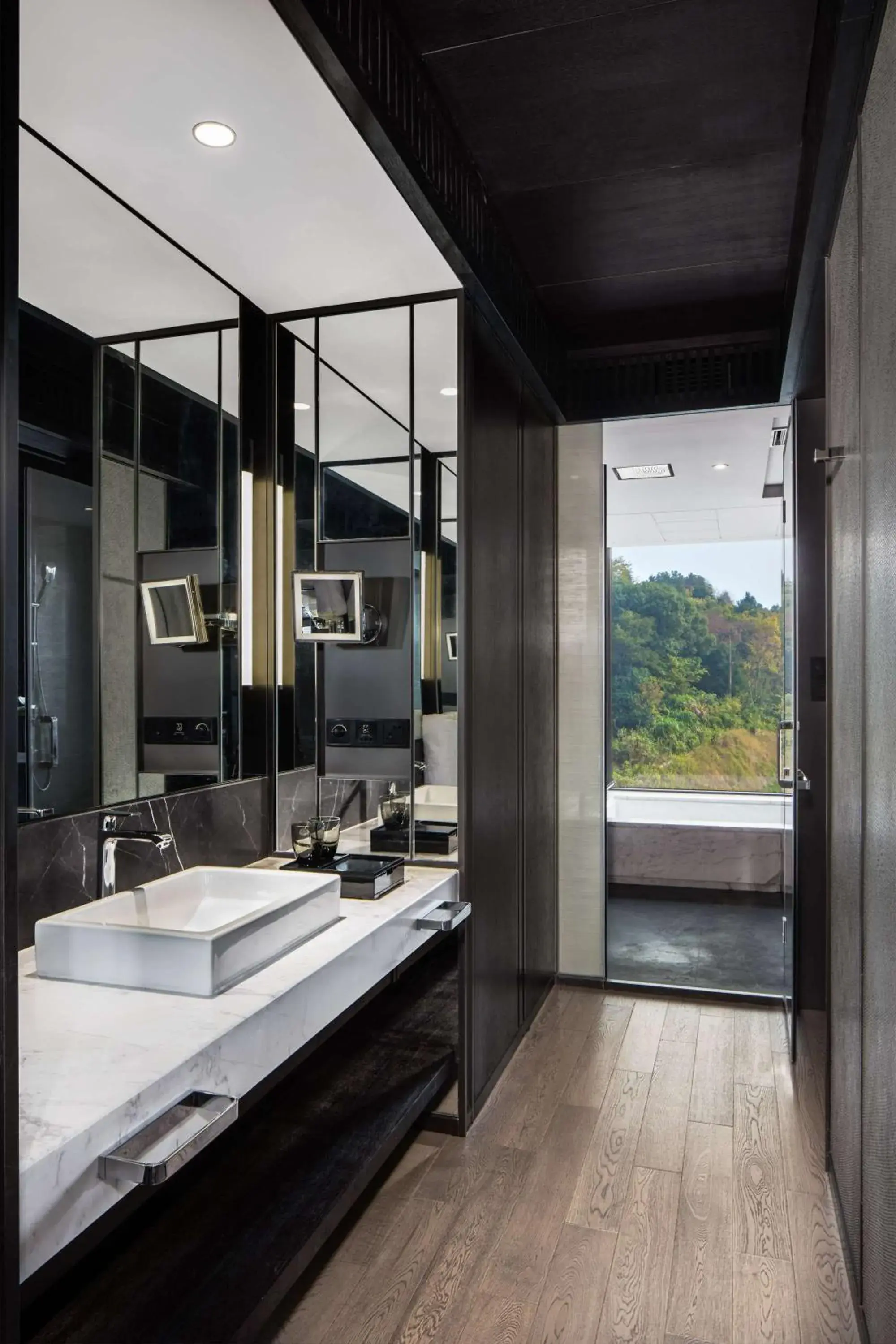 King Room with Balcony and Garden View in Hilton Ningbo Dongqian Lake King Room with Balcony and Garden View in Hilton Ningbo Dongqian Lake