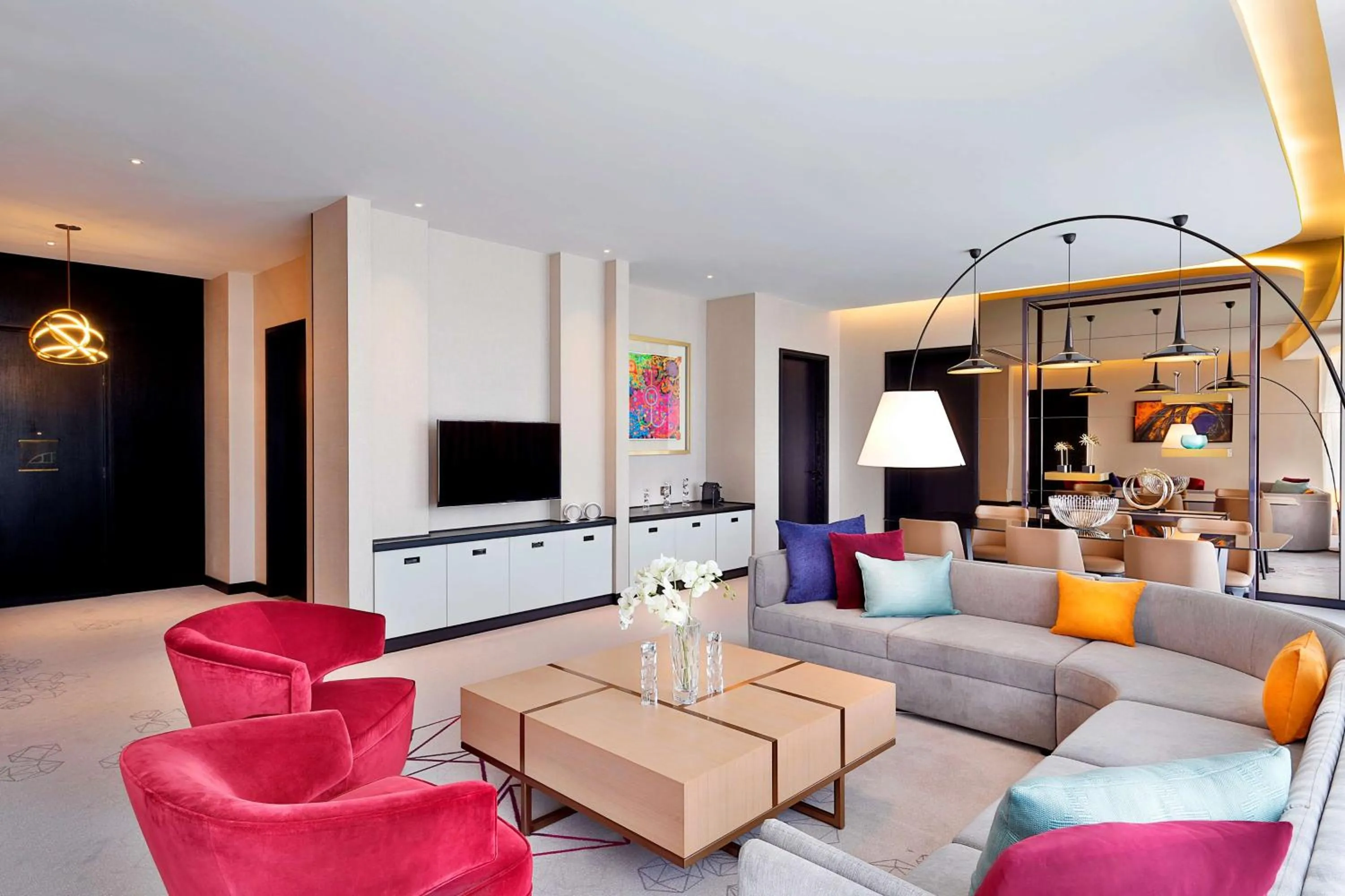 Living room in AlRayyan Hotel Doha, Curio Collection by Hilton