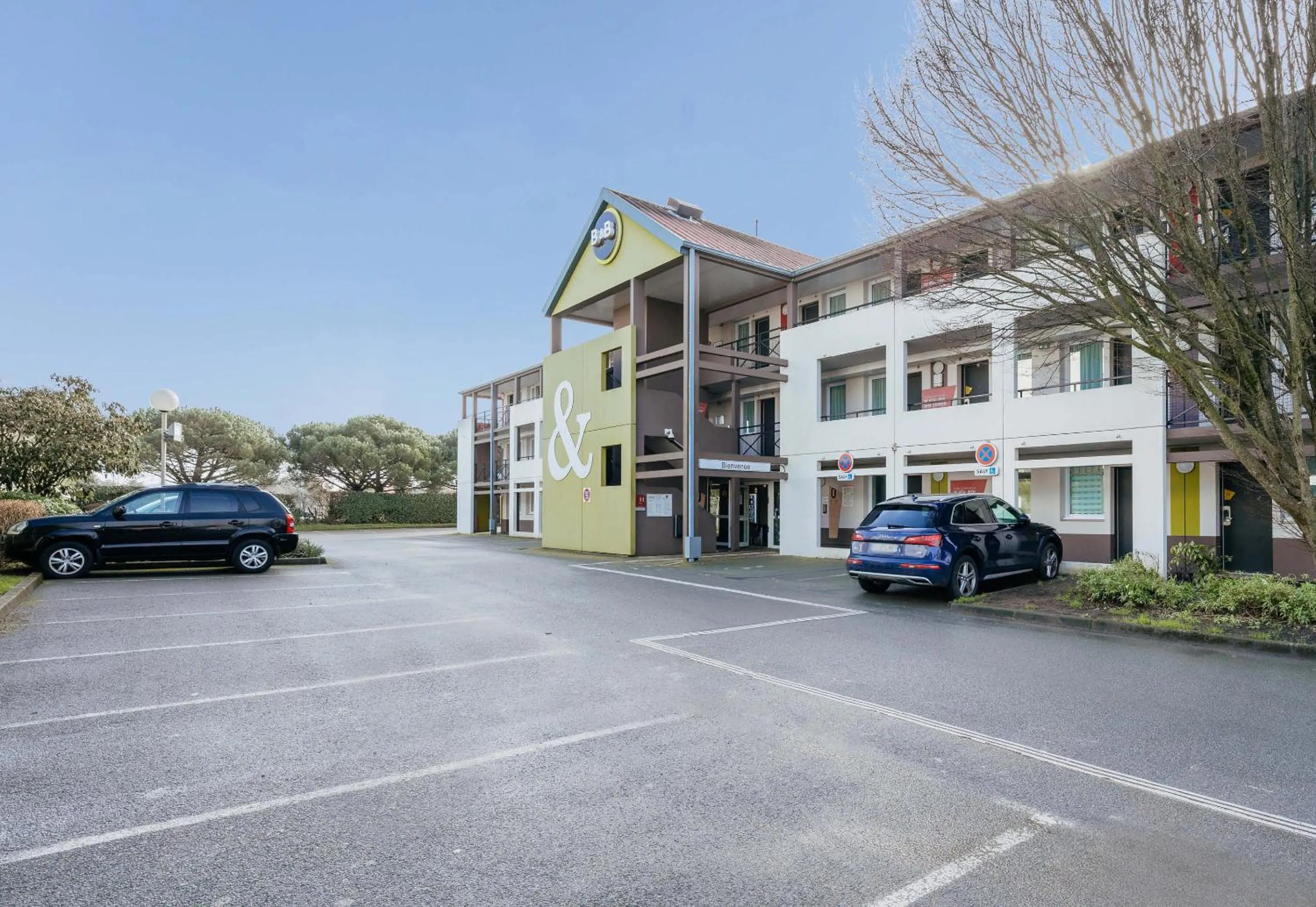 Property building in B&B HOTEL Saint-Nazaire Trignac