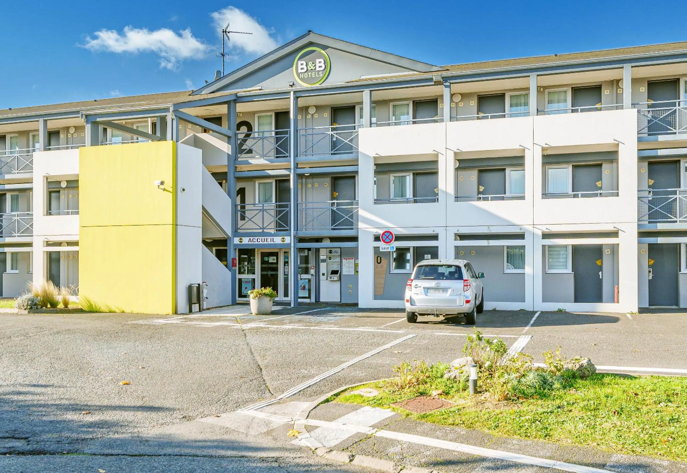 Property building in B&B HOTEL TOURS Sud Joué-lès-Tours