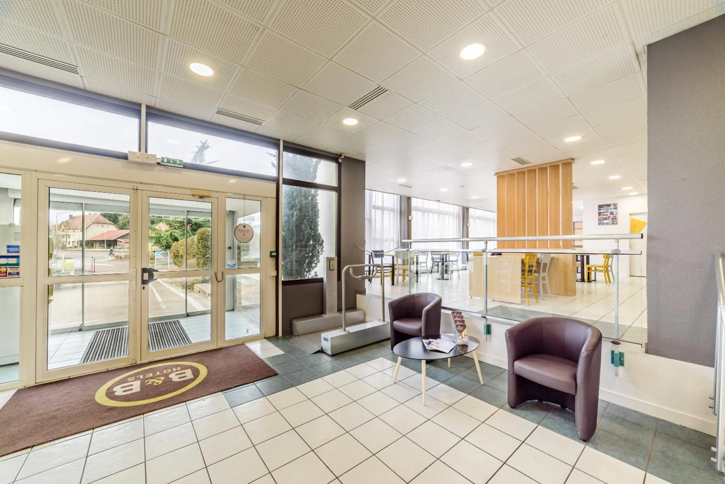 Lobby or reception in B&B HOTEL Besançon Chateaufarine