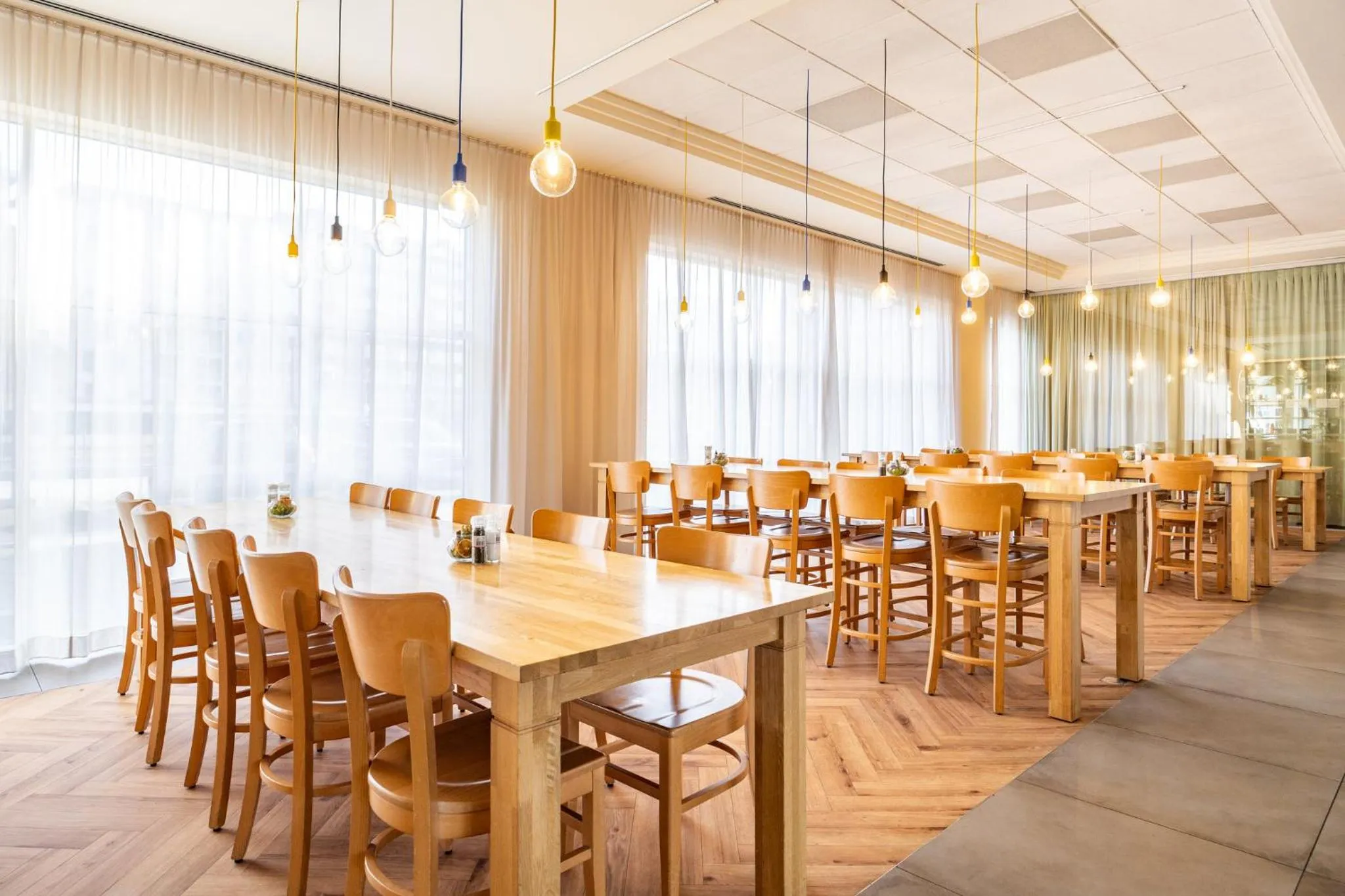 Breakfast in Holiday Inn Express Antwerpen City North by IHG