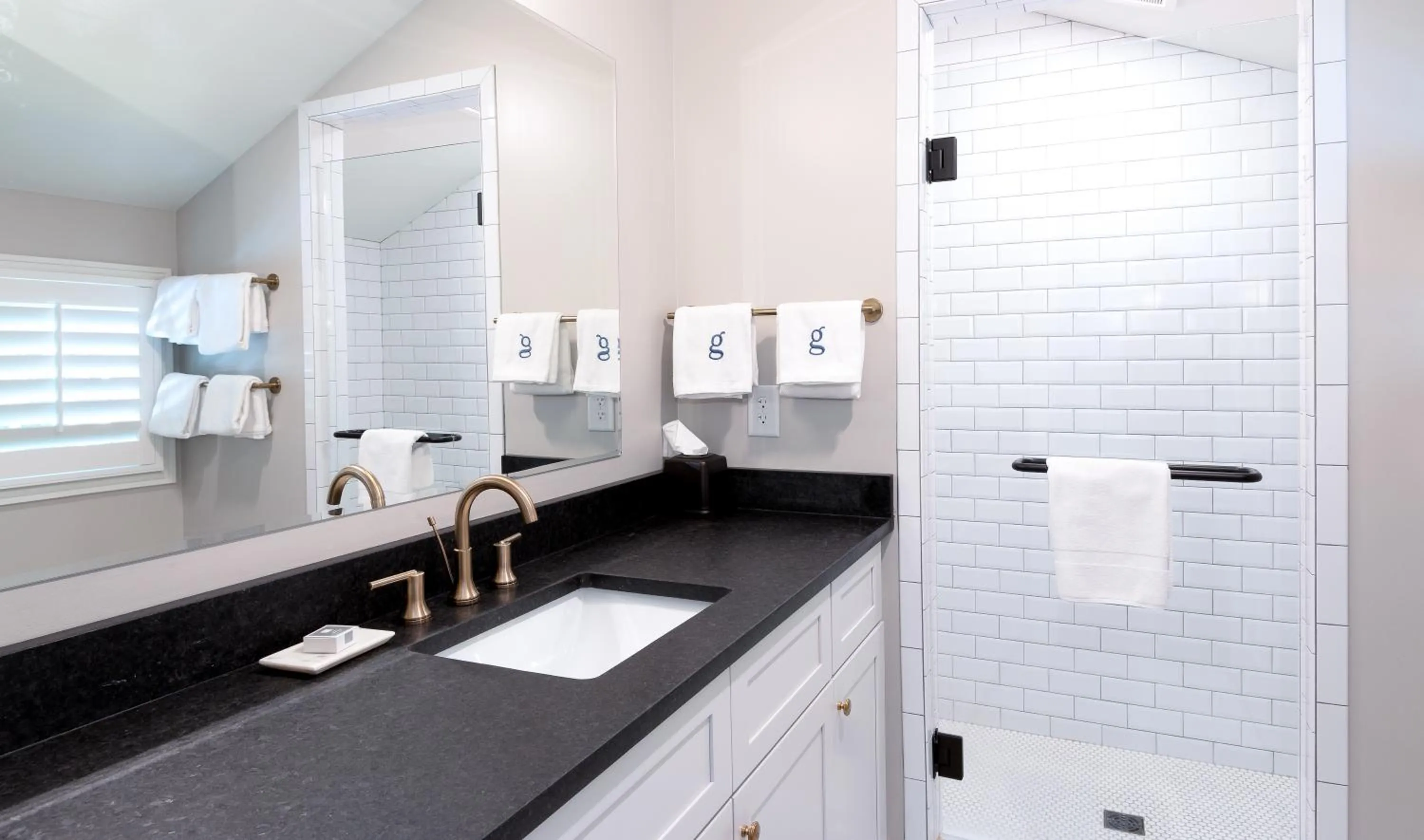 Bathroom in The Germantown Inn