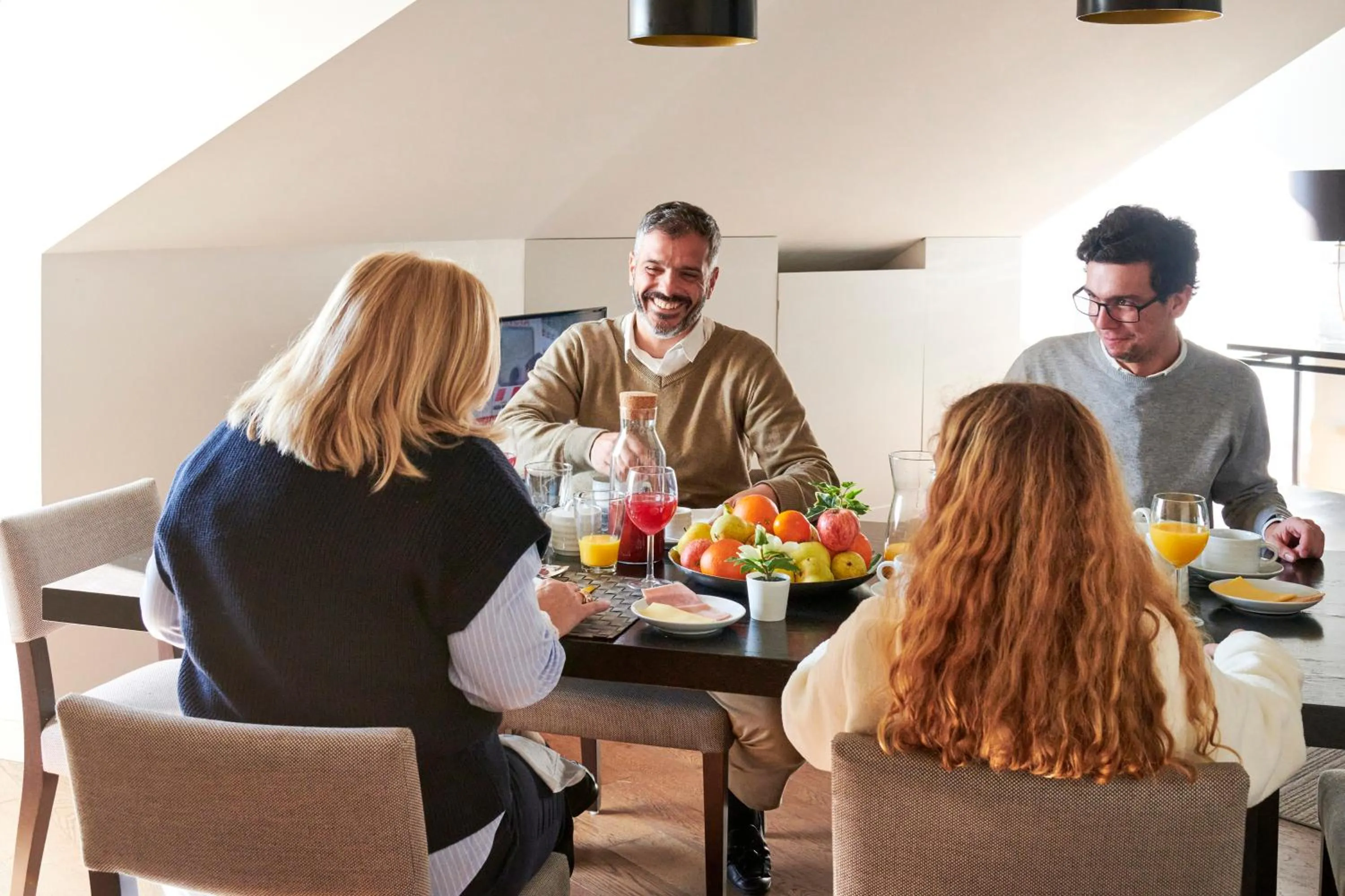 Food and drinks in Lisbon Five Stars Apartments 8 Building