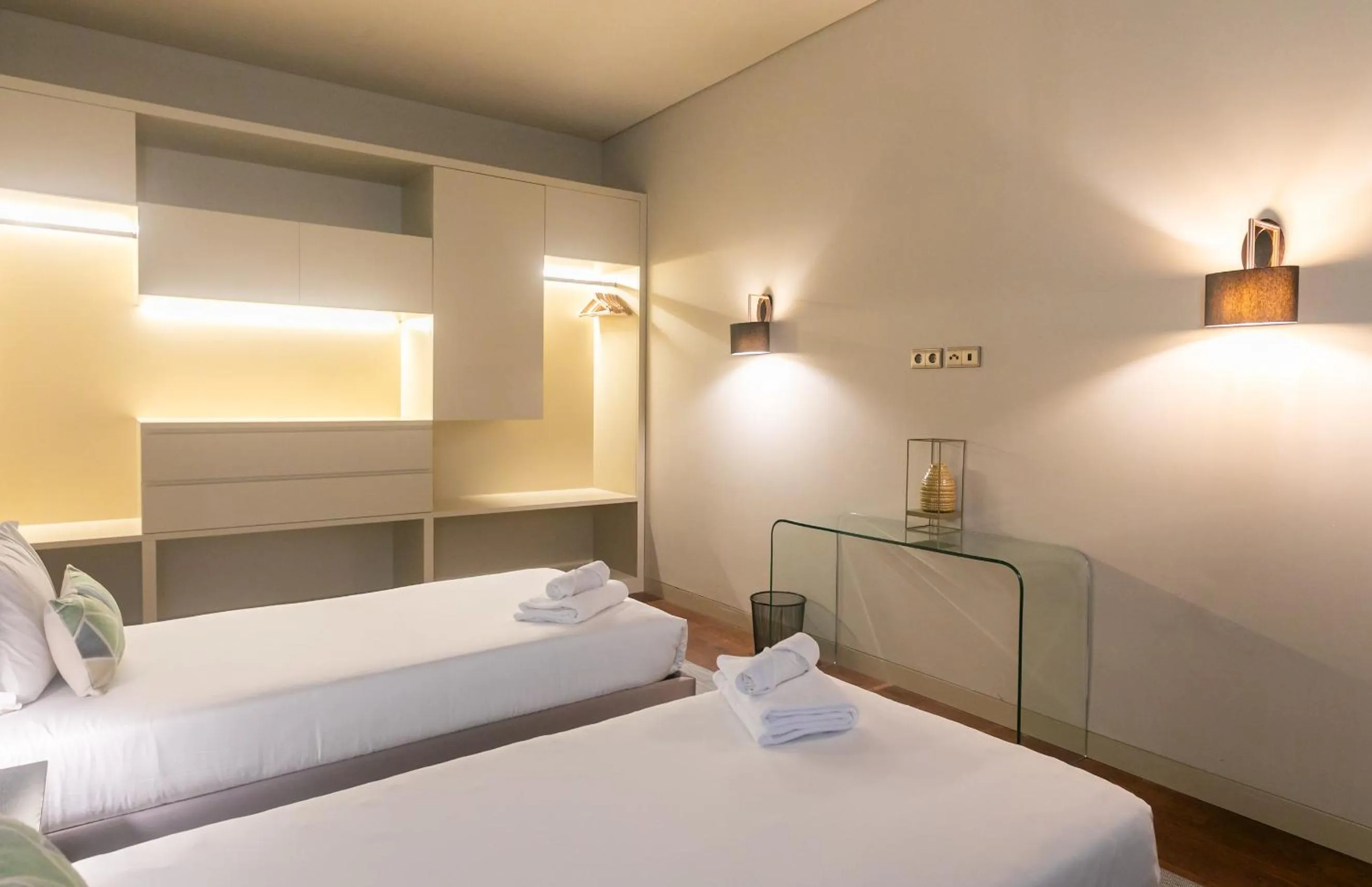 Bed in Lisbon Five Stars Apartments 8 Building