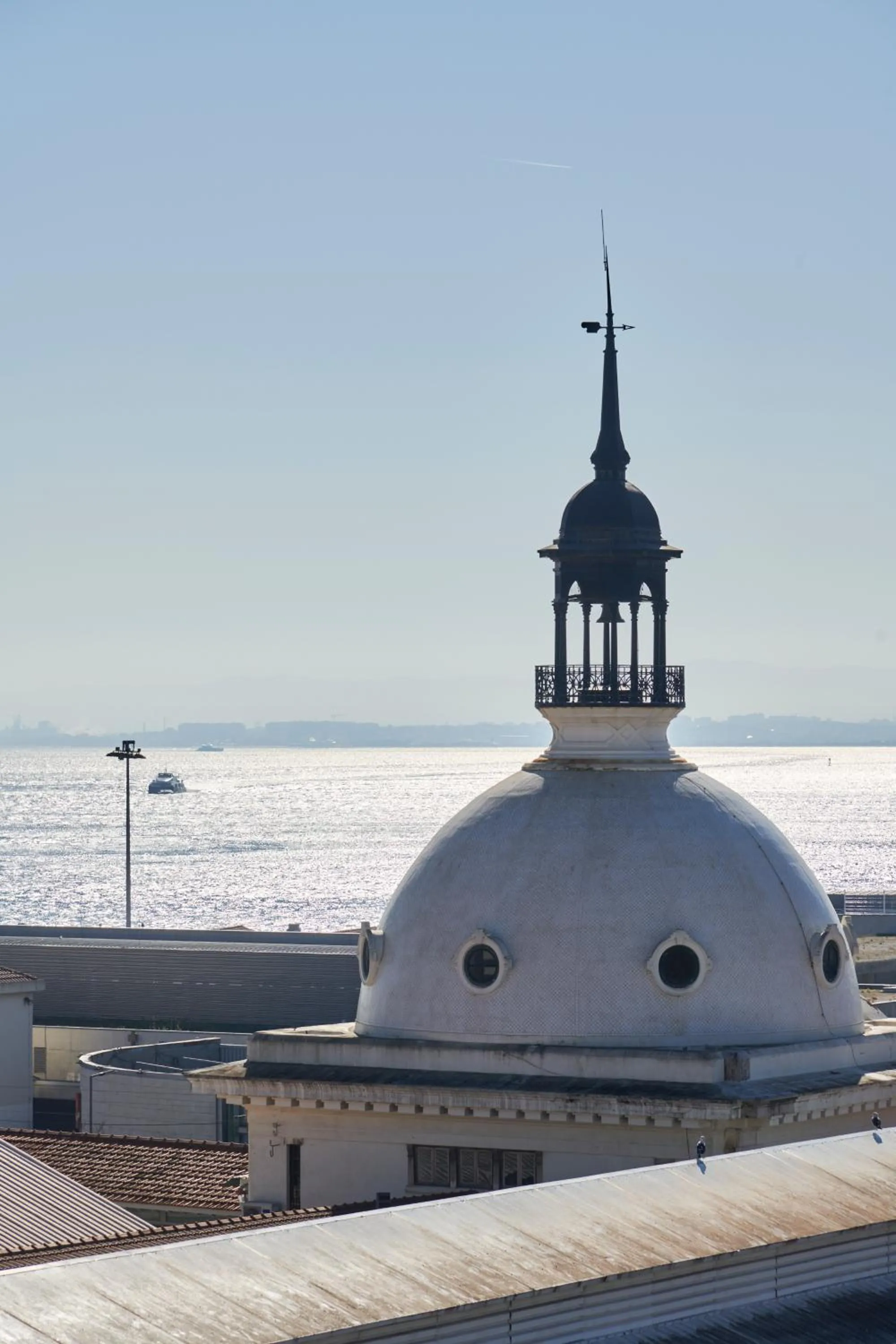 Sea view in Lisbon Five Stars Apartments 8 Building