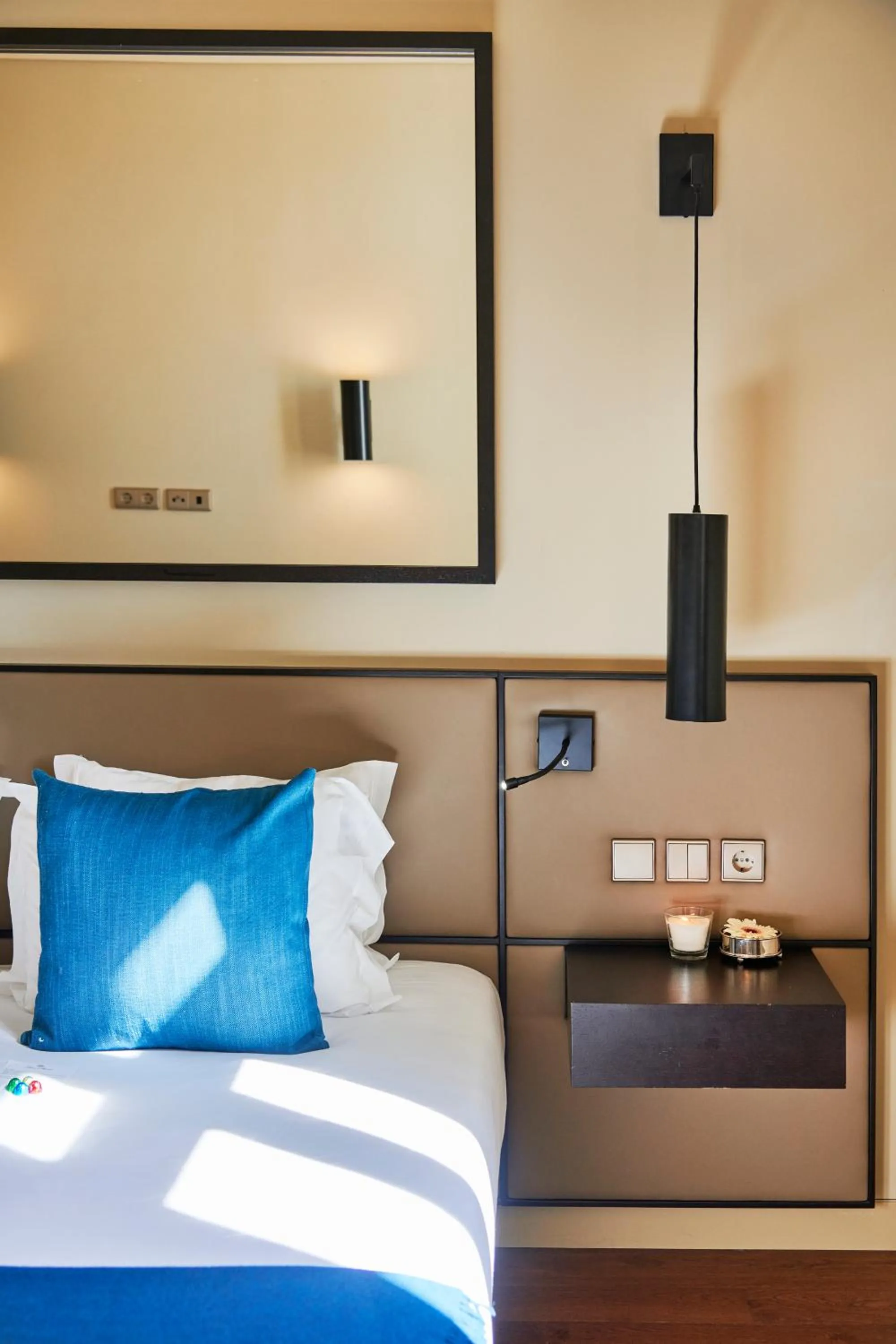 Bed in Lisbon Five Stars Apartments 8 Building